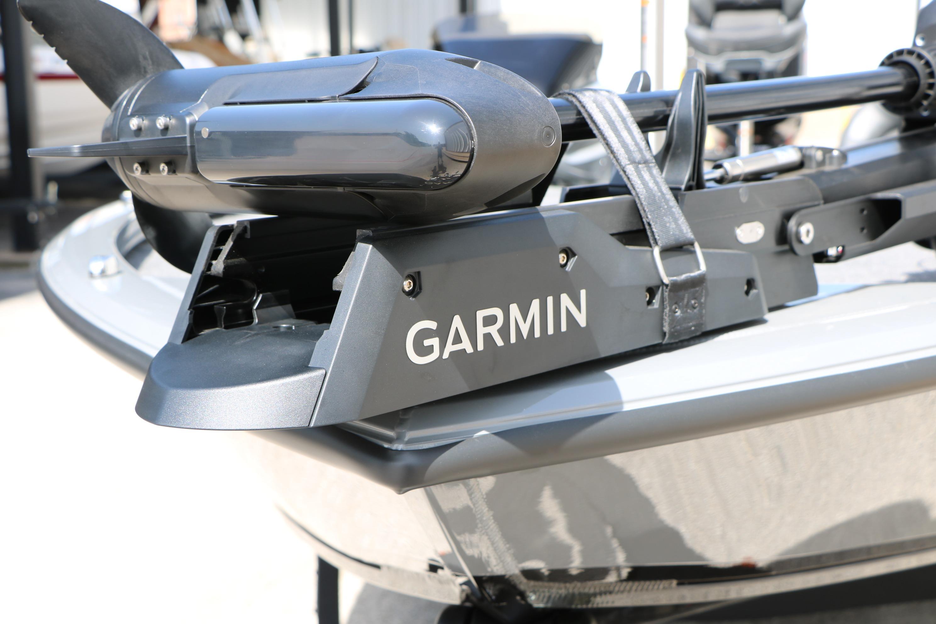 2026 Vexus AVX1980 boat featuring Garmin trolling motor, close-up view.