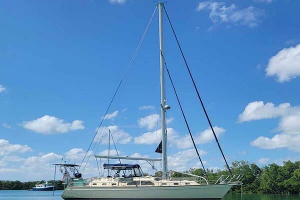 2005 Island Packet 485