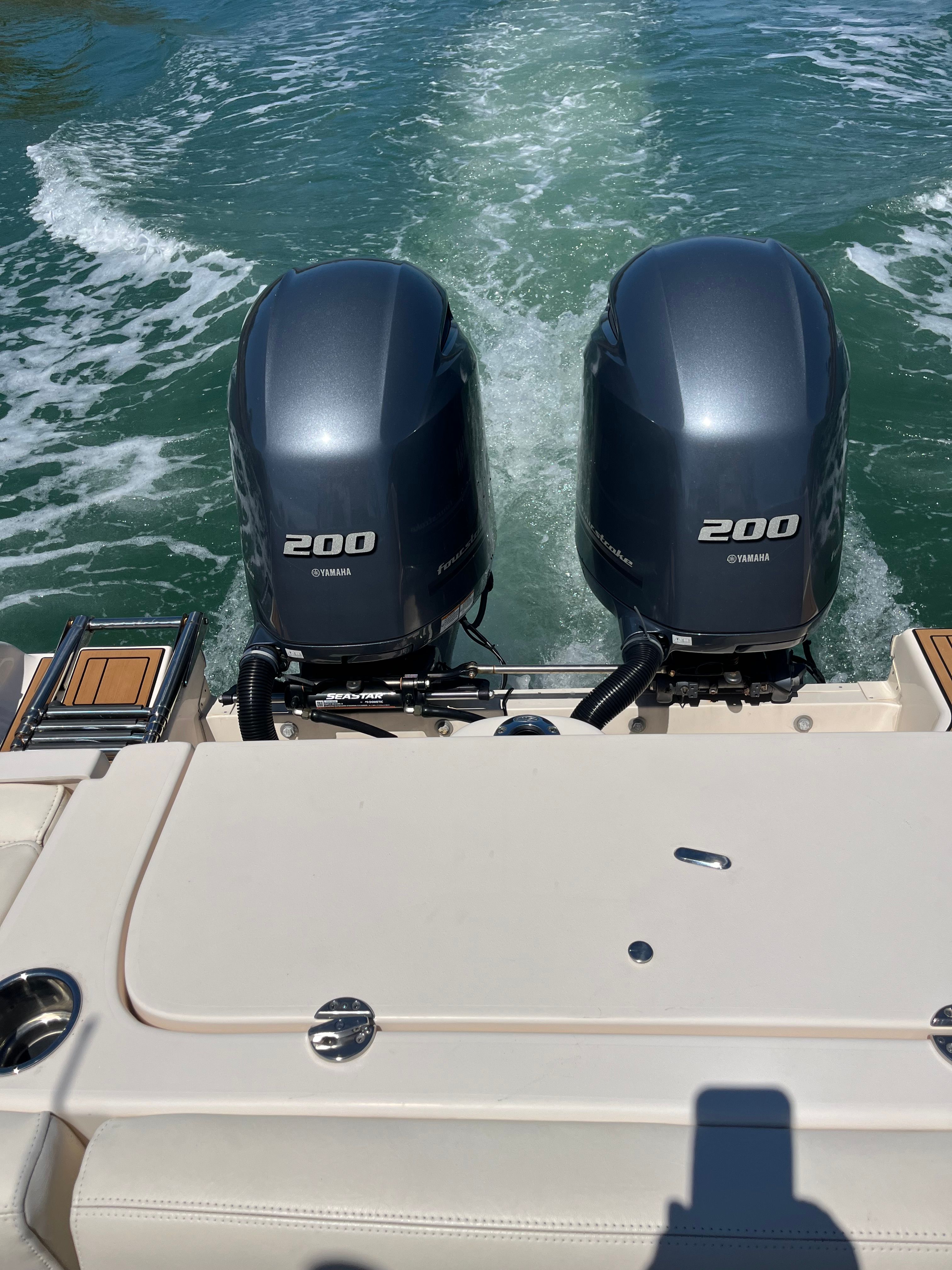 Grady-White Freedom 275 boat with twin Yamaha 200 engines, 2022 model.