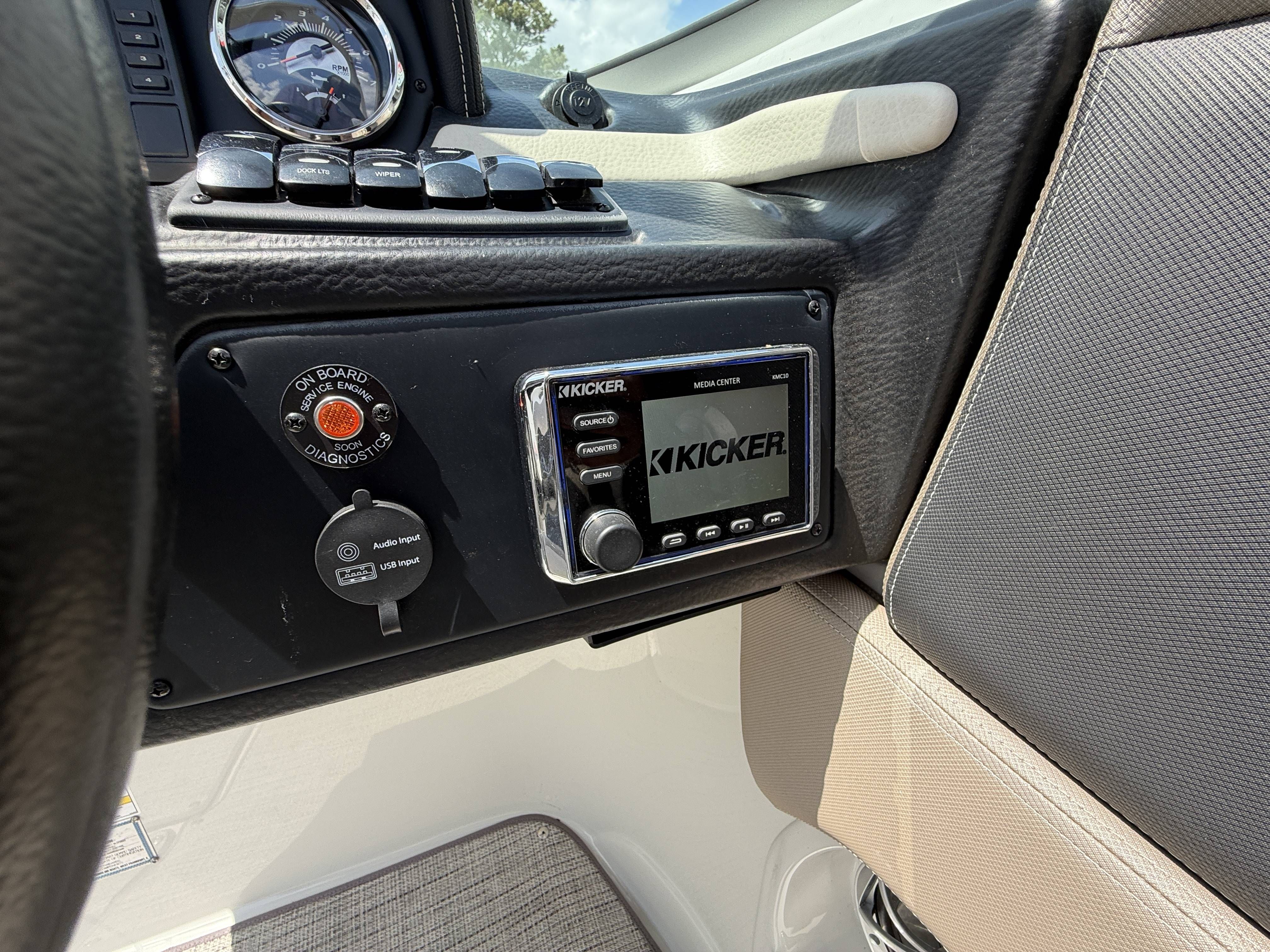 2020 Crownline 265 SS - 30