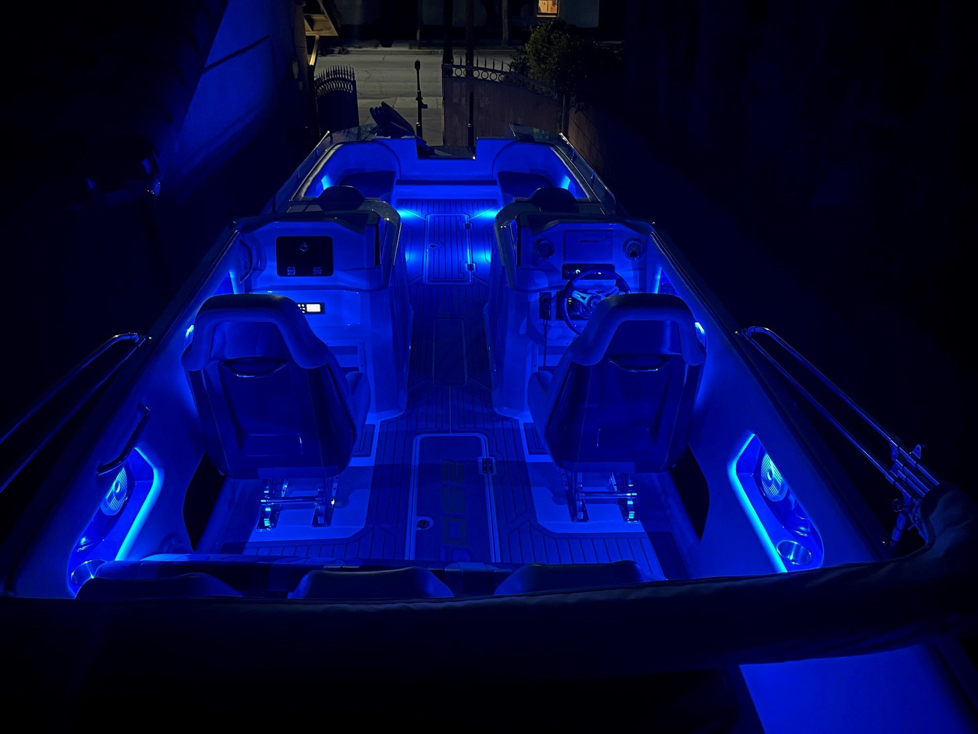 Custom Barron 290s boat with blue LED lighting, year 2021.
