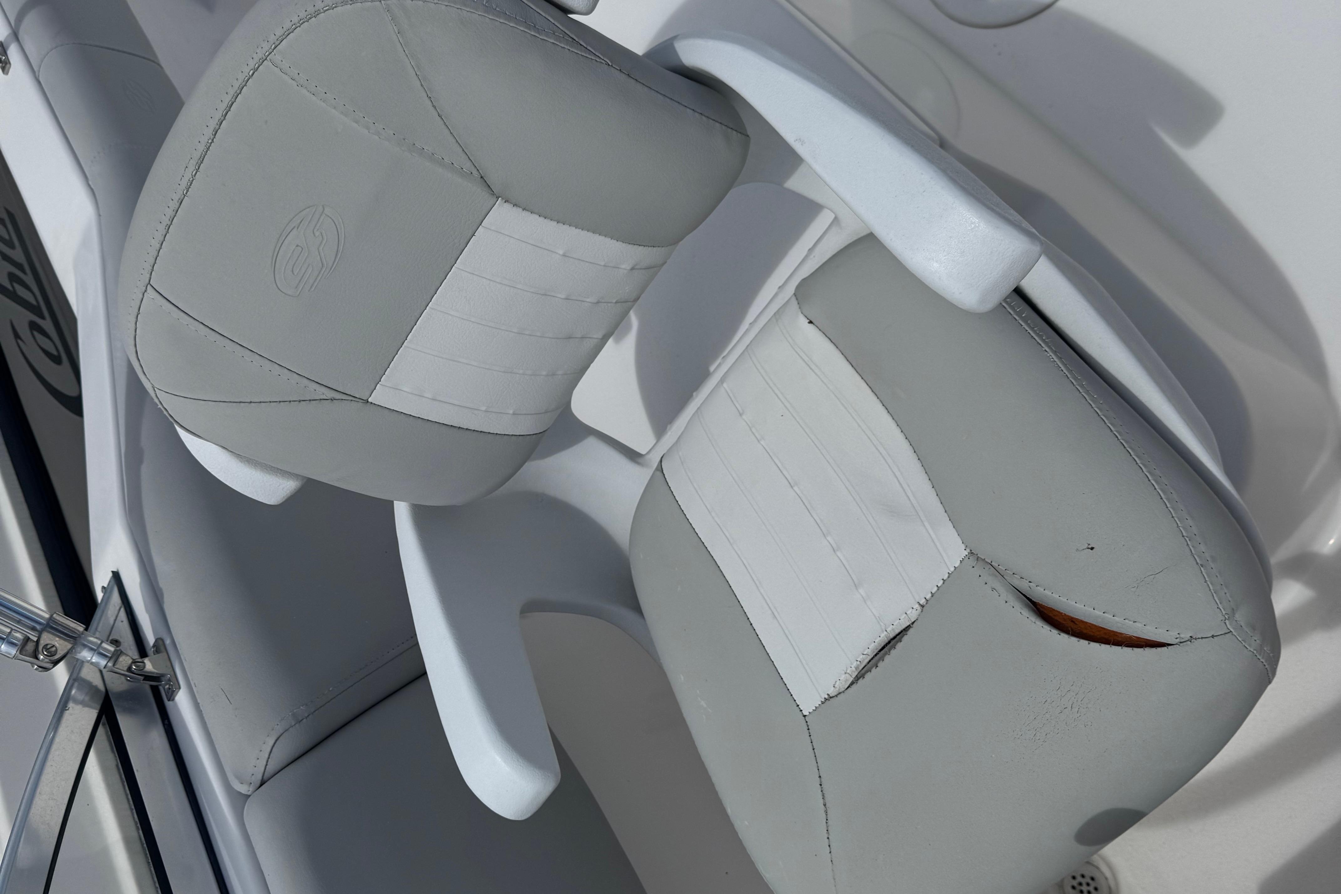 2020 Sea Fox 226 Traveler boat seats, featuring gray and white upholstery.