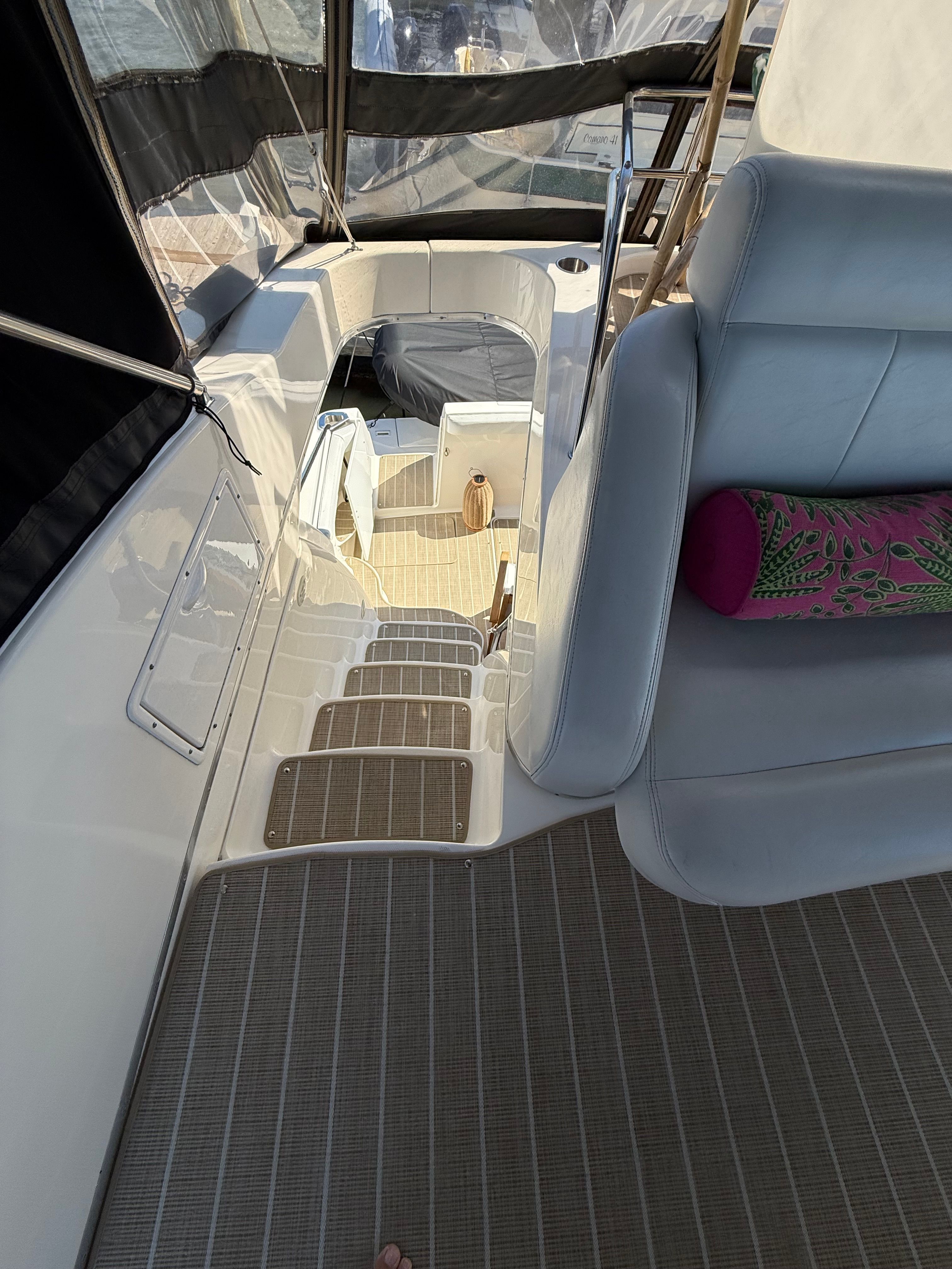 2005 Silverton 410 Sport Bridge - 16