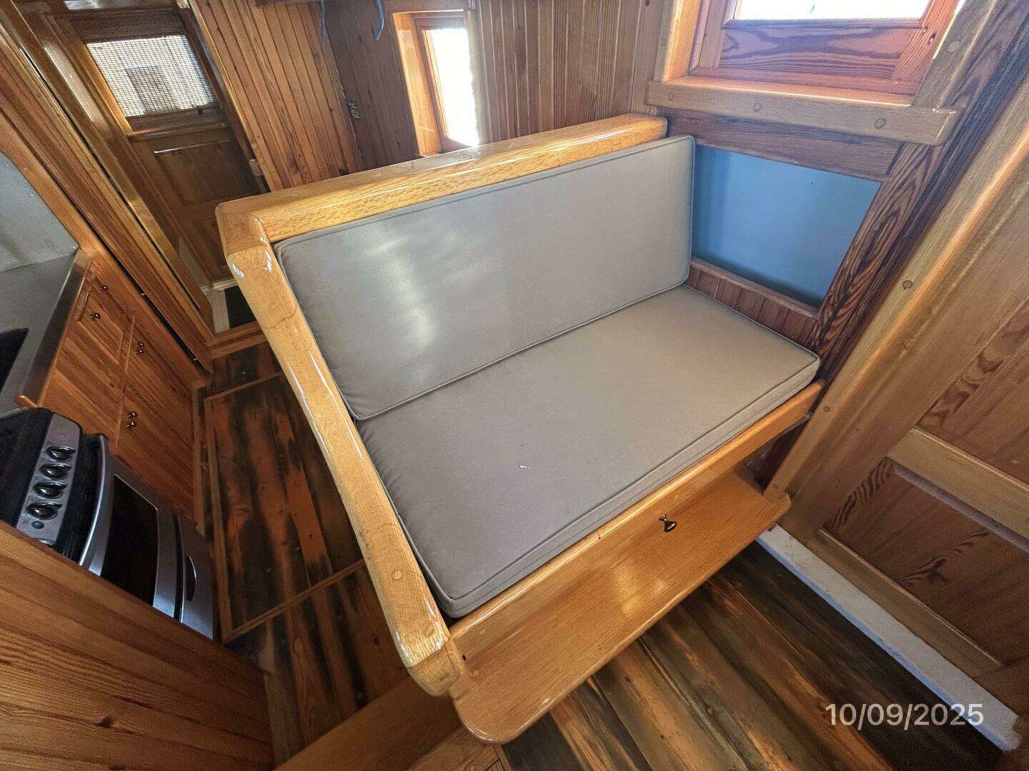 1938 Custom Chesapeake Bay Buyboat - Image 30