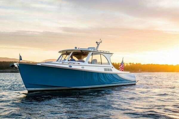 2019 Hinckley PB40