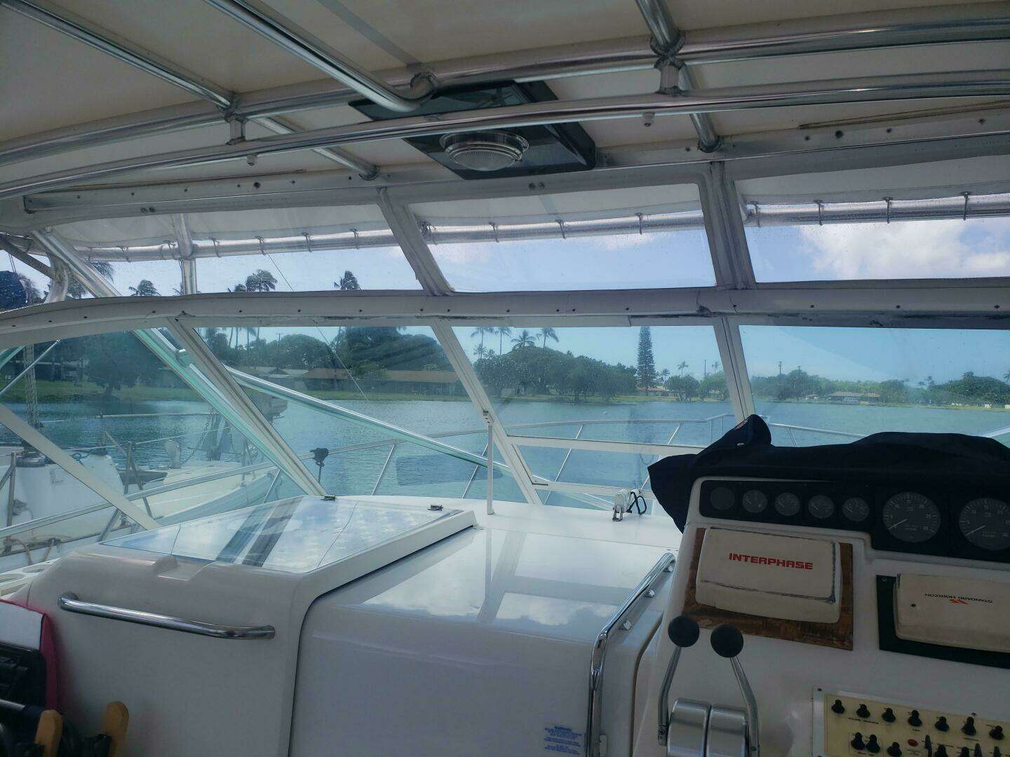 1999 Cabo Express Cruiser - Image 9