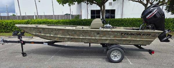 2025 Tracker Grizzly 1648 SC