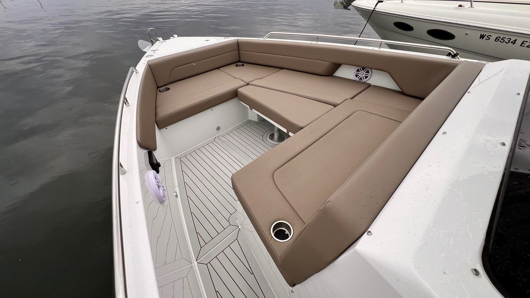 2026 Cruisers Yachts 38 VTR EC - 27