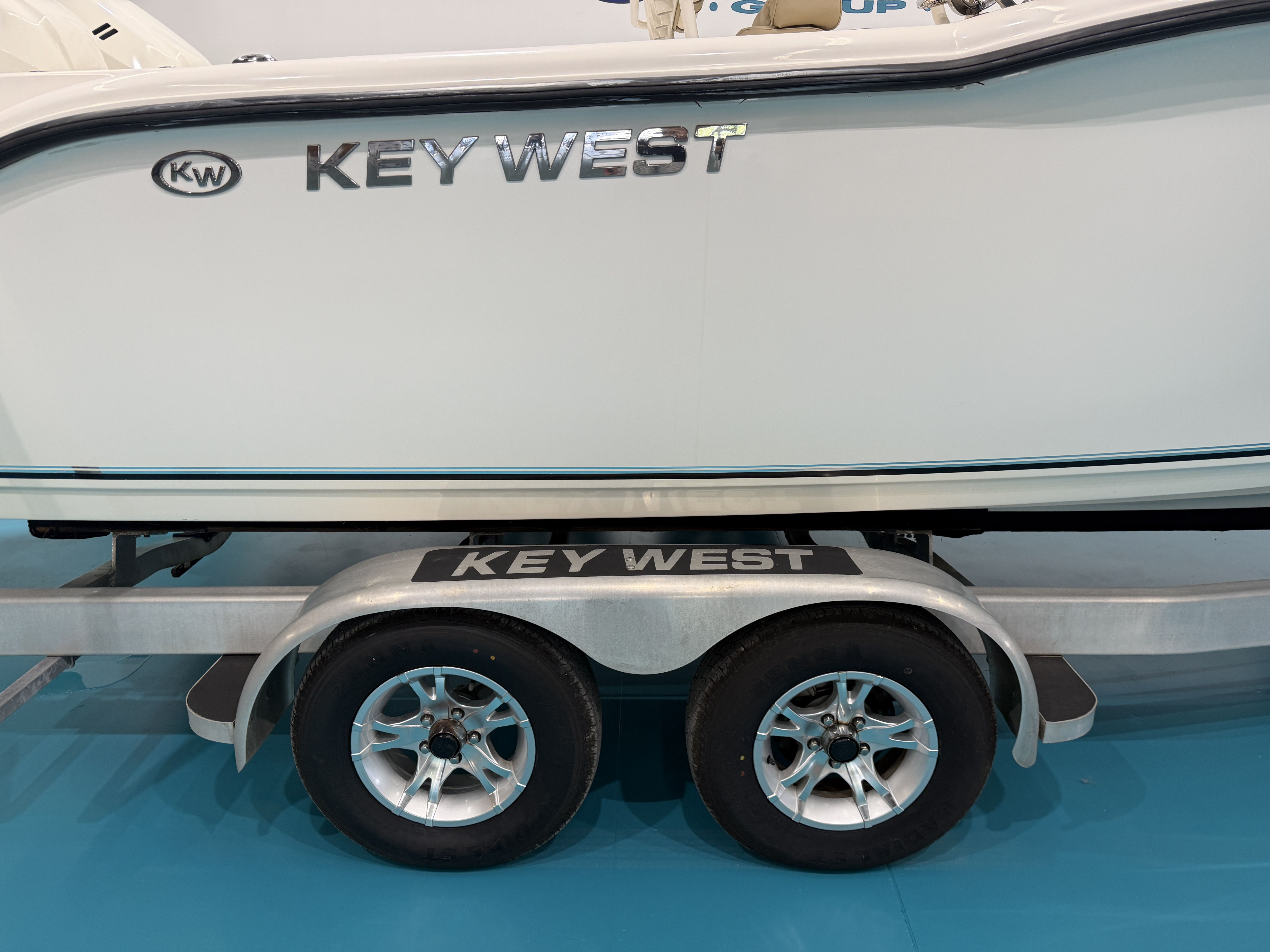 2018 Key West 244 Center Console - 26