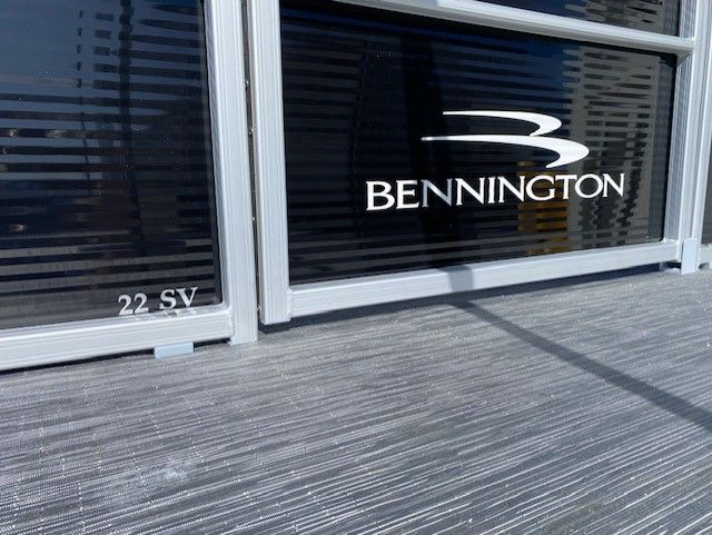 2023 Bennington 22SVSR - 2