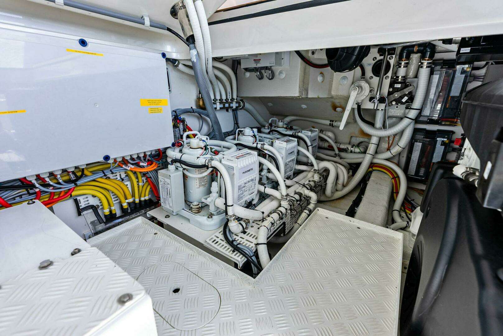 2024 Zeelander Z5 - Image 64