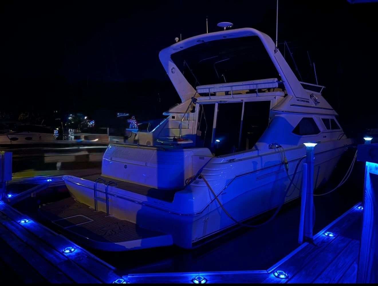 1997 Sea Ray Express Bridge 440 - 5