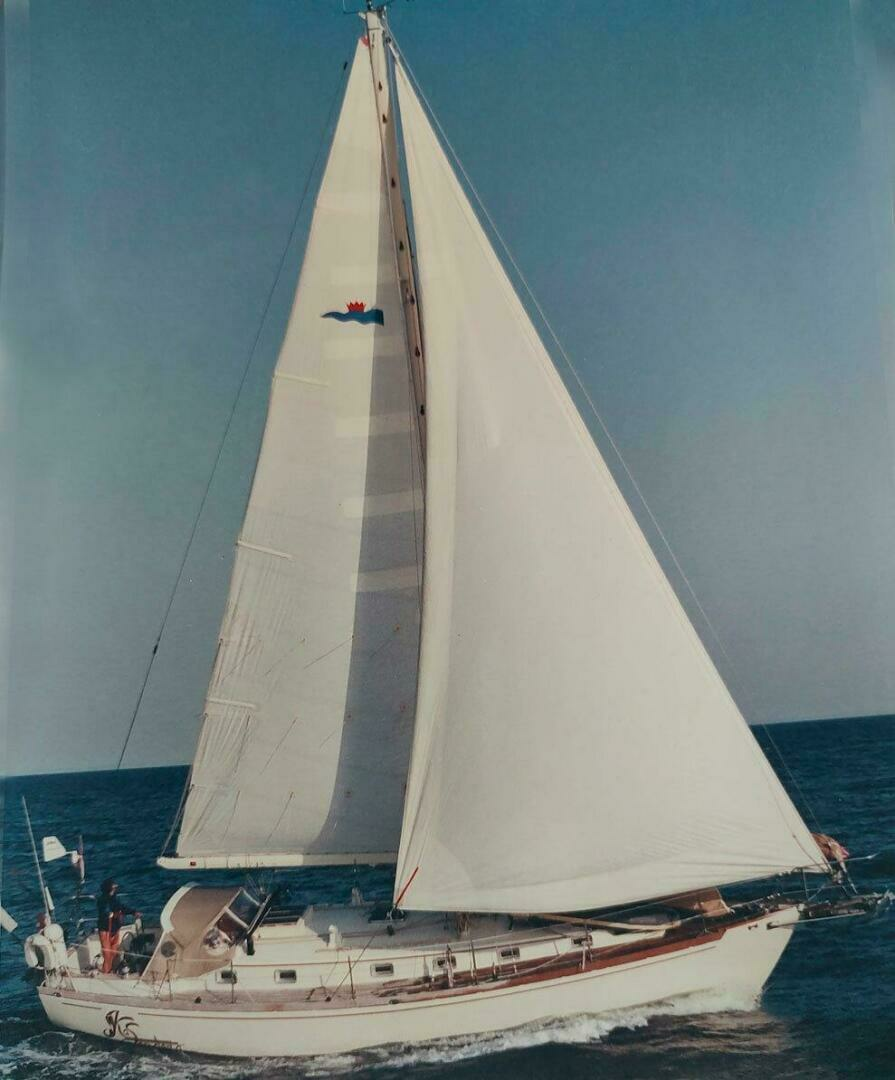 1988 Brewer Kaiulani - Image 35