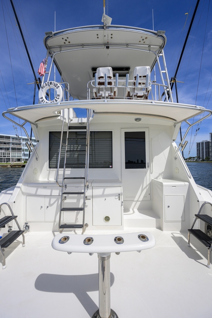 1992 Hatteras 46 Convertible - Image 20