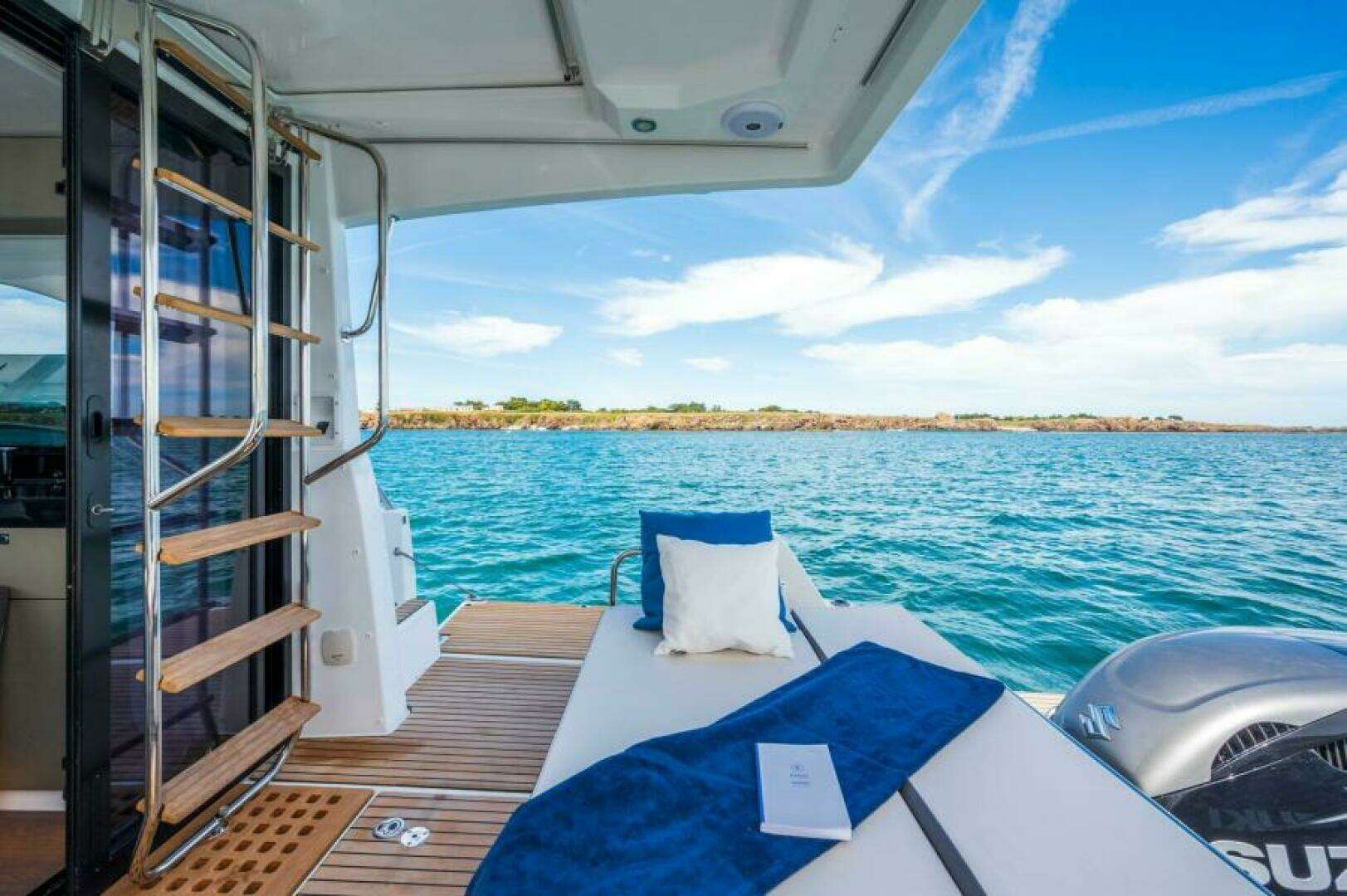 2026 Beneteau Antares 11 Fly - Image 6