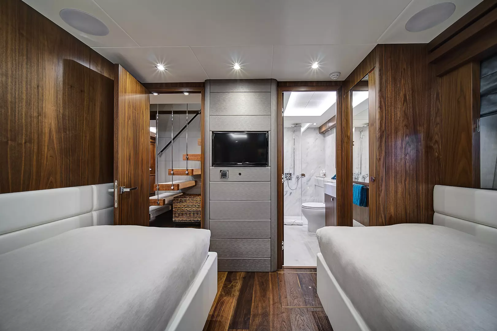 2019 Sunseeker 86 Yacht - Image 66