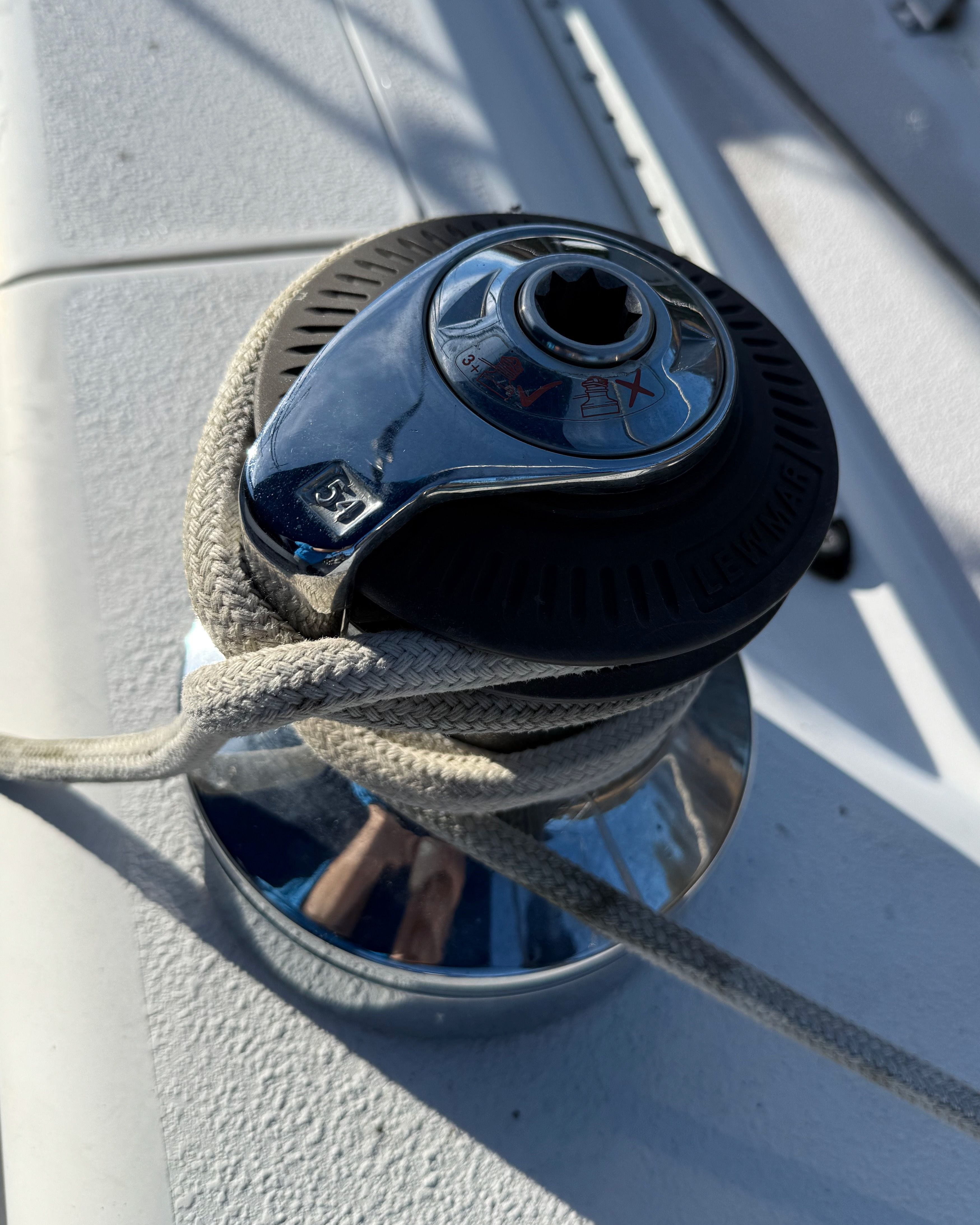 2001 Catalina 380 - 24