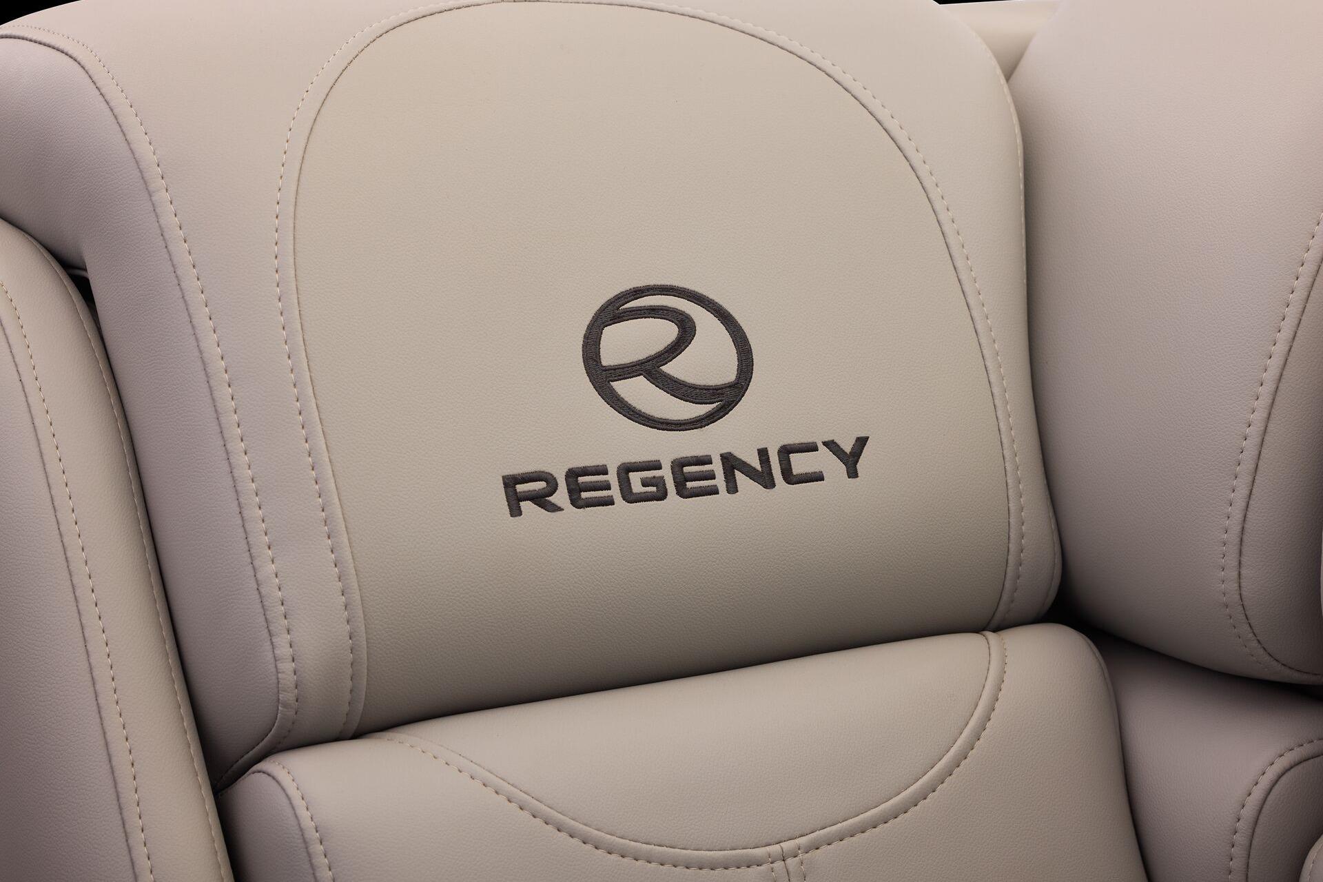 2026 Regency 250 DL RF - 37