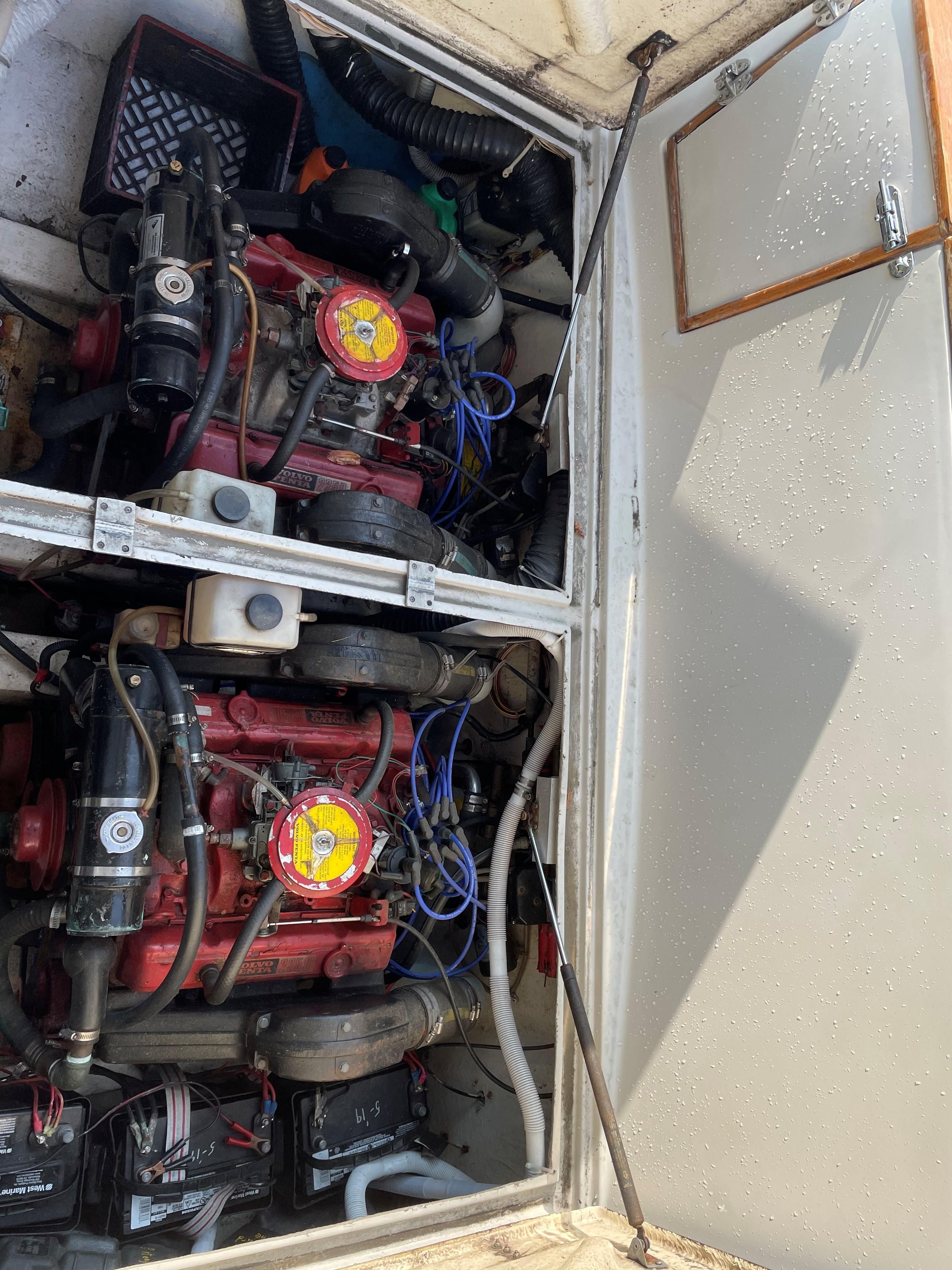 1985 Sun Runner 275SB - 7