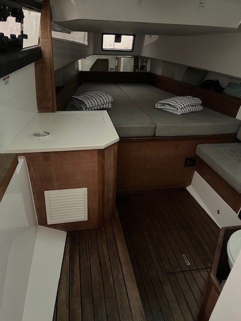 2017 Axopar 37 SUN TOP - 4