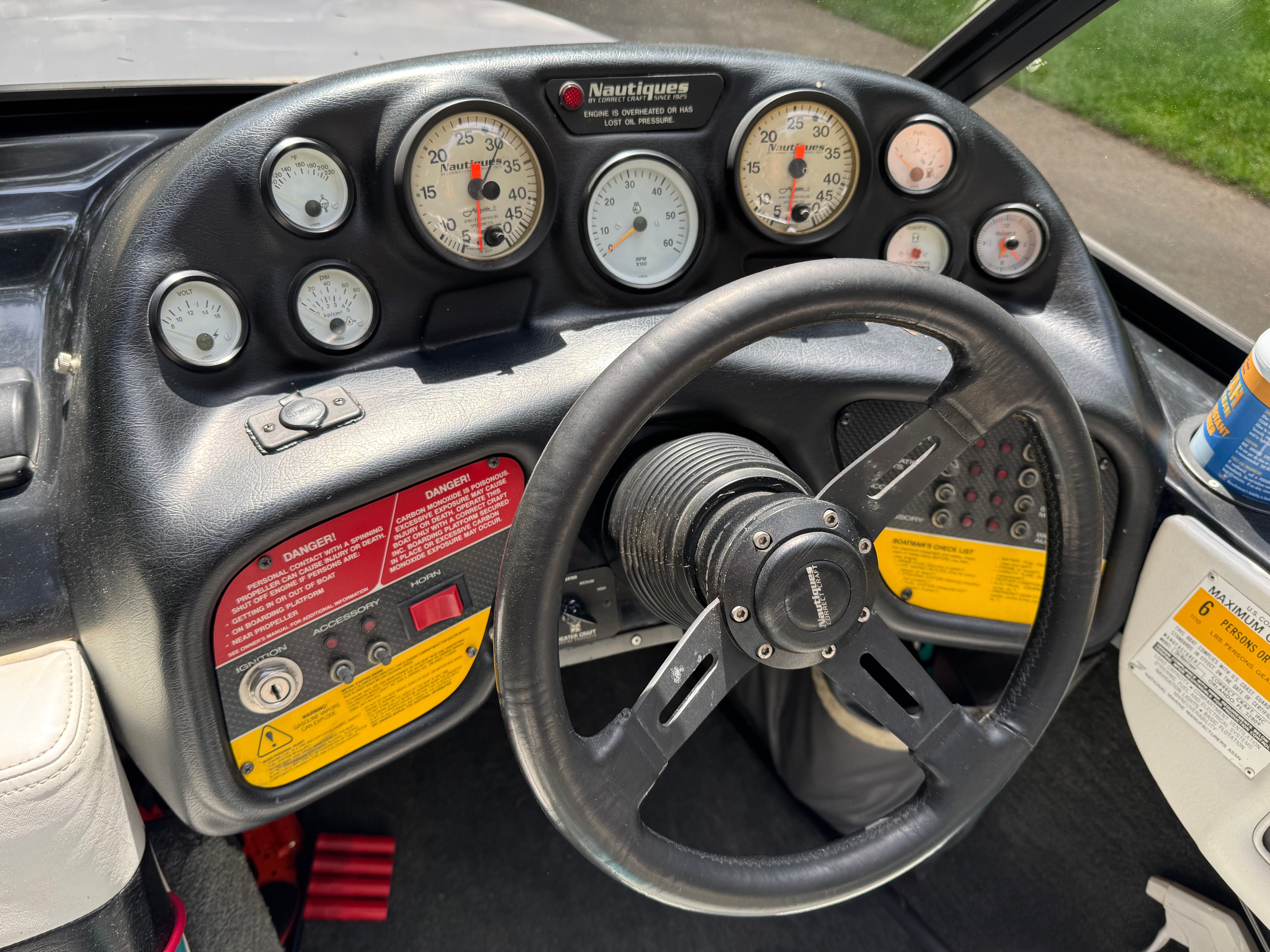1993 Nautique 197 - 9