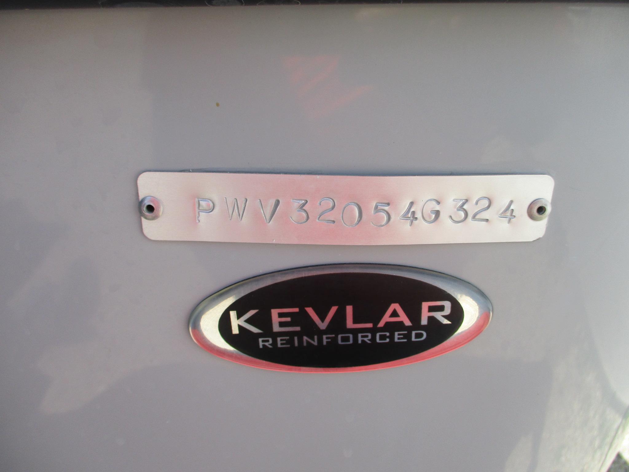 2024 Blue Wave 2800 Makaira boat with Kevlar reinforced hull identification.