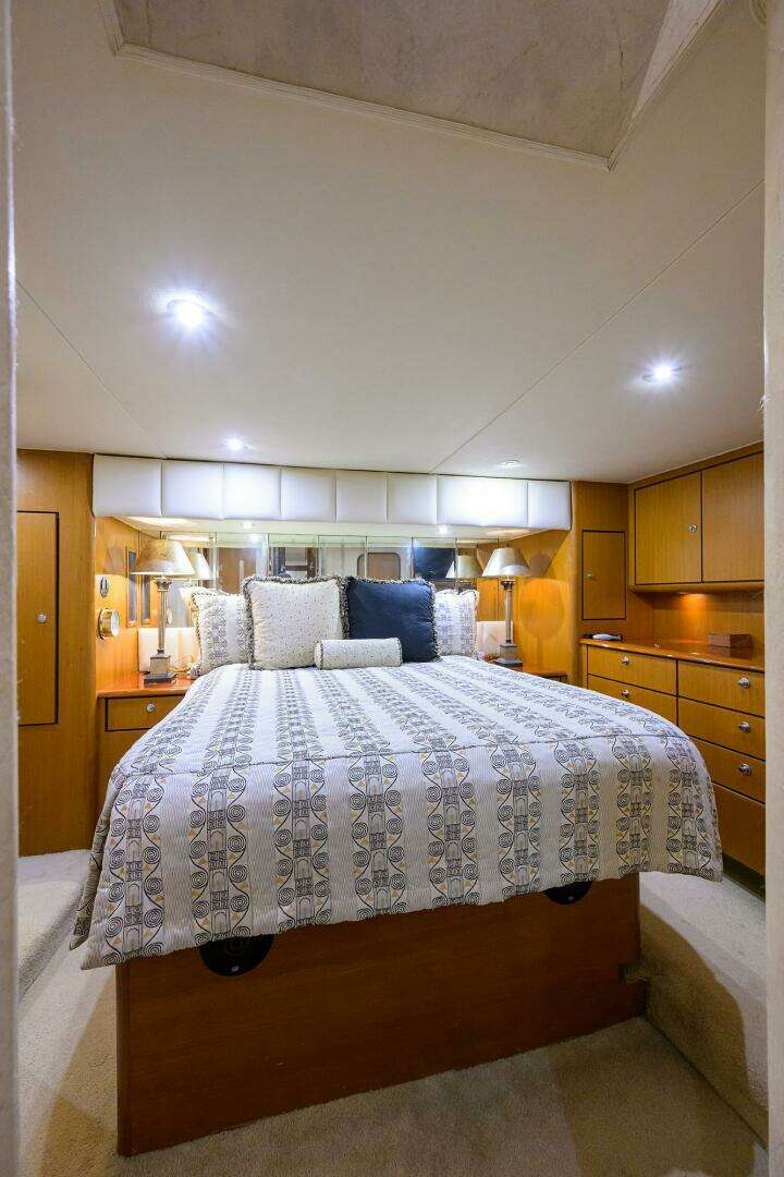 2001 Ocean Yachts 56 Super Sport - Image 57