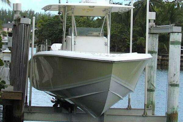 2005 Venture 34