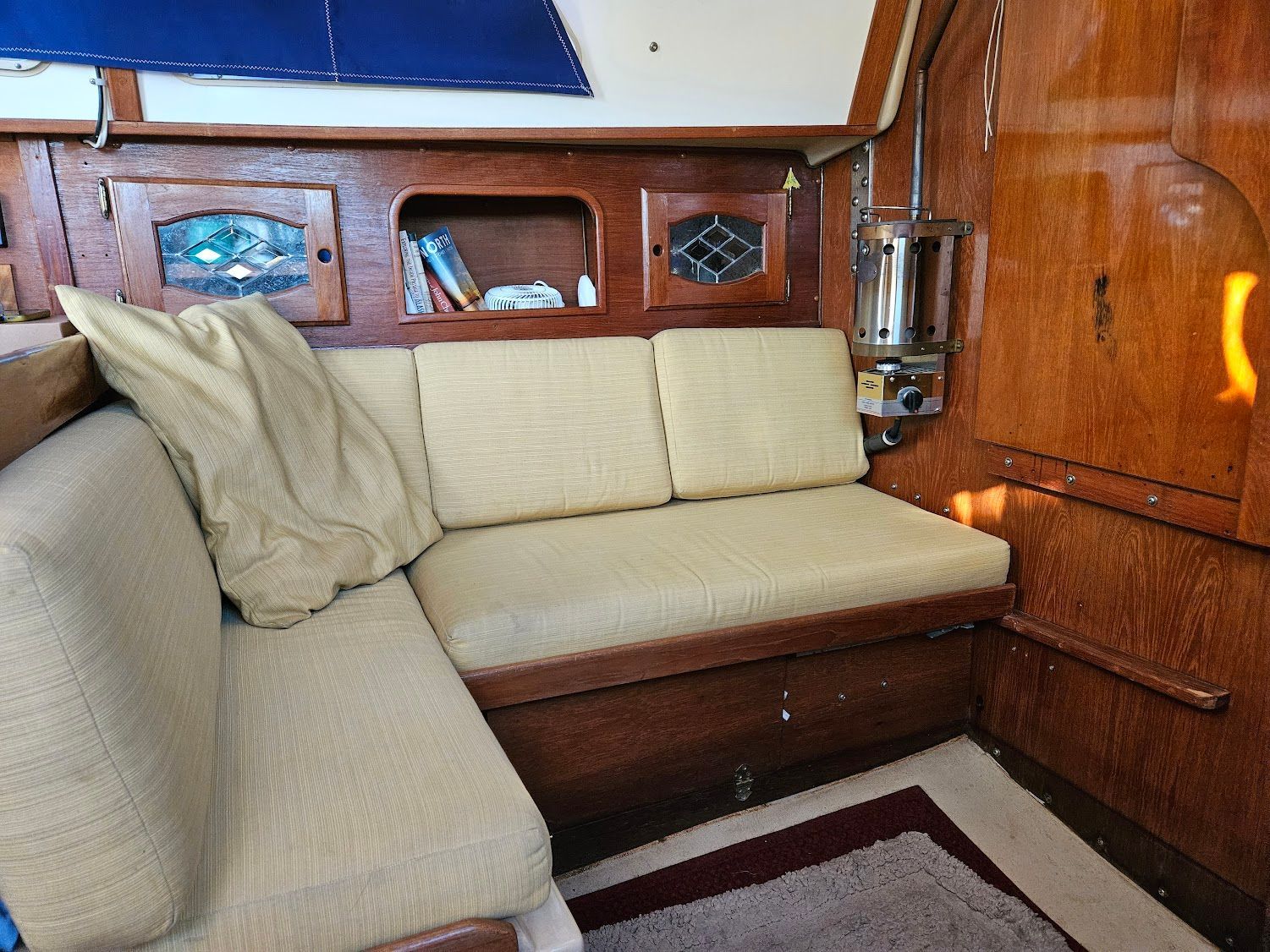 1983 Capital Newport 30 - 3