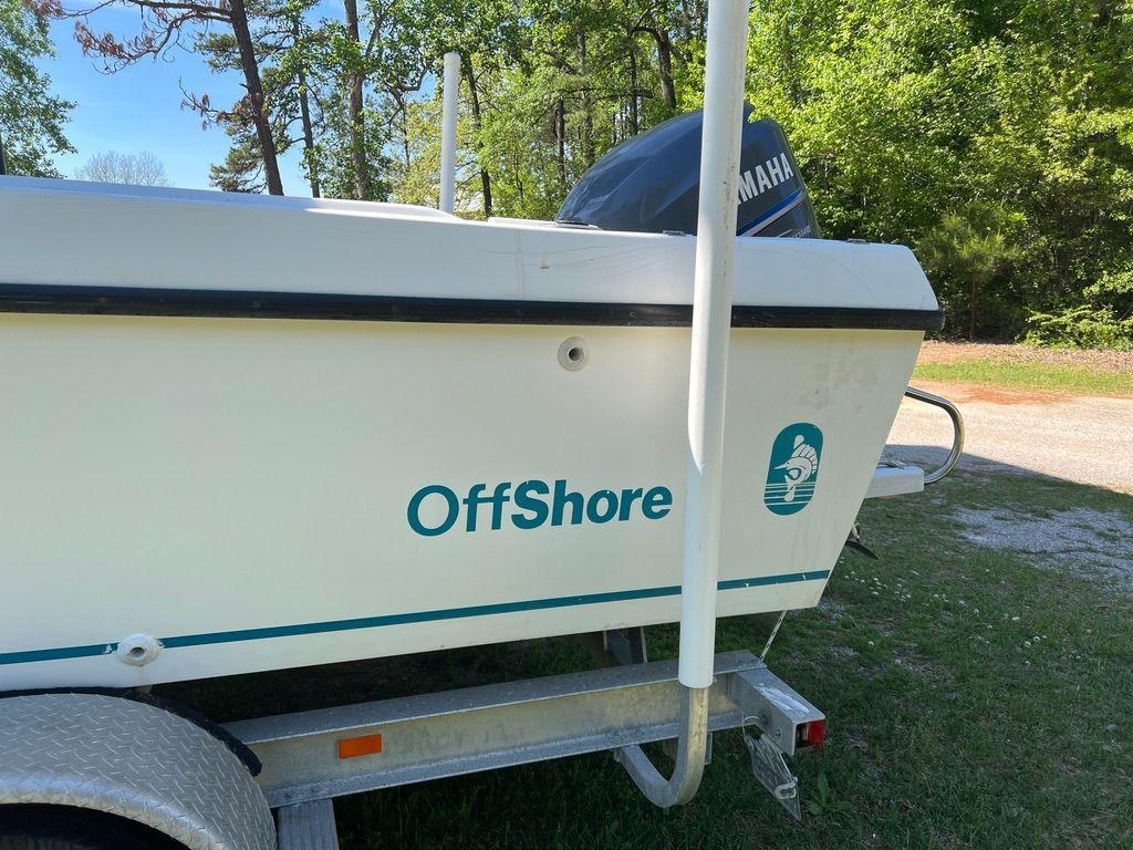 1996 Offshore Yachts Cuddy Cabin - 5