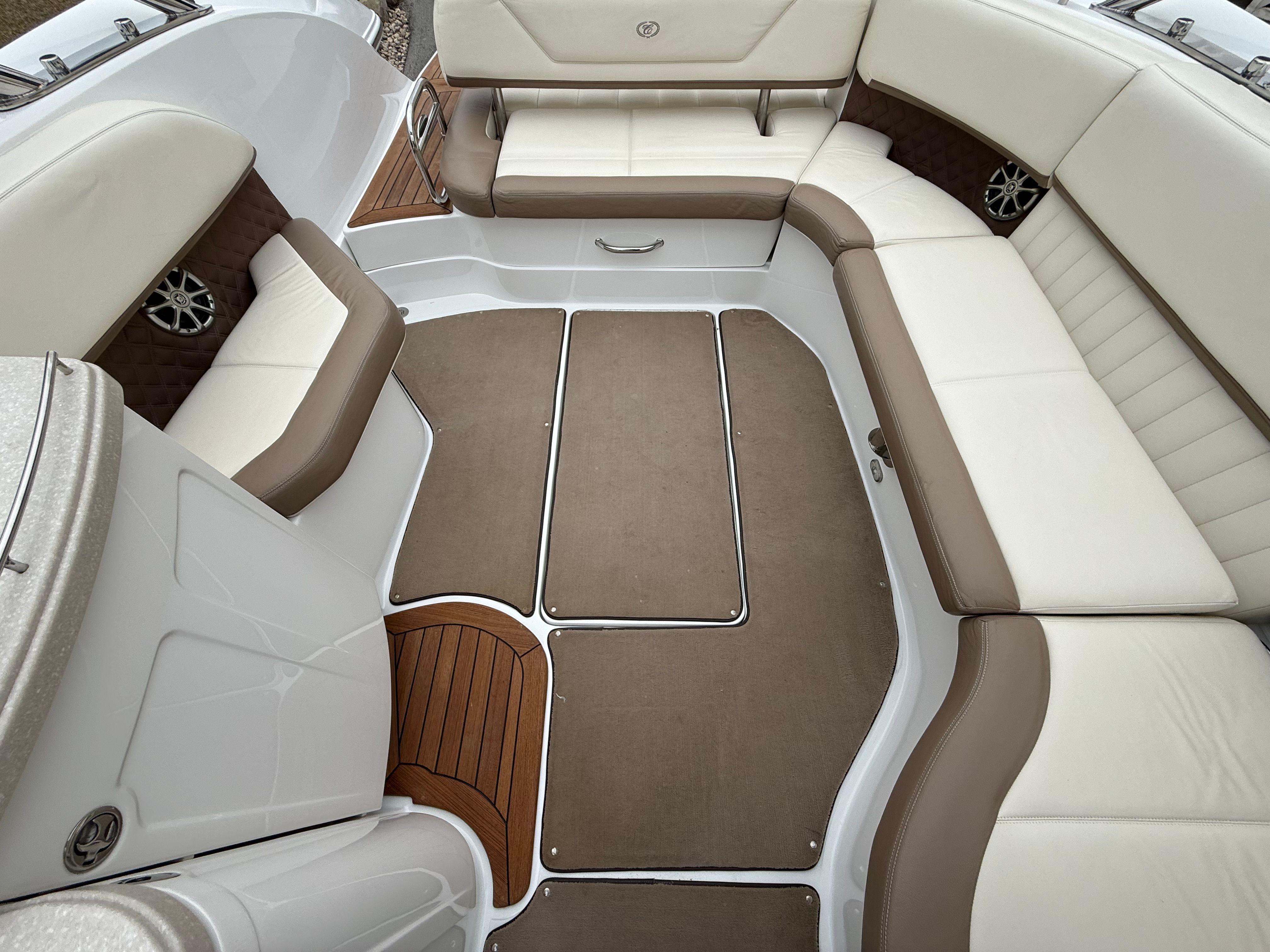 2011 Cobalt 302 - 32
