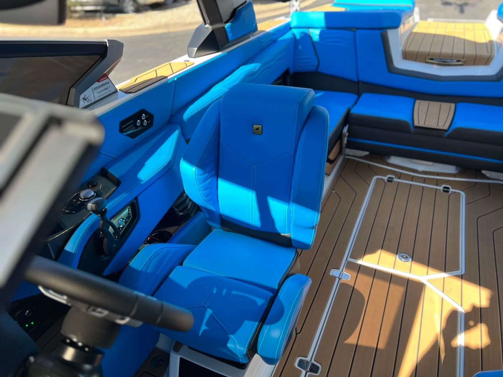 2025 Nautique G23 - 39