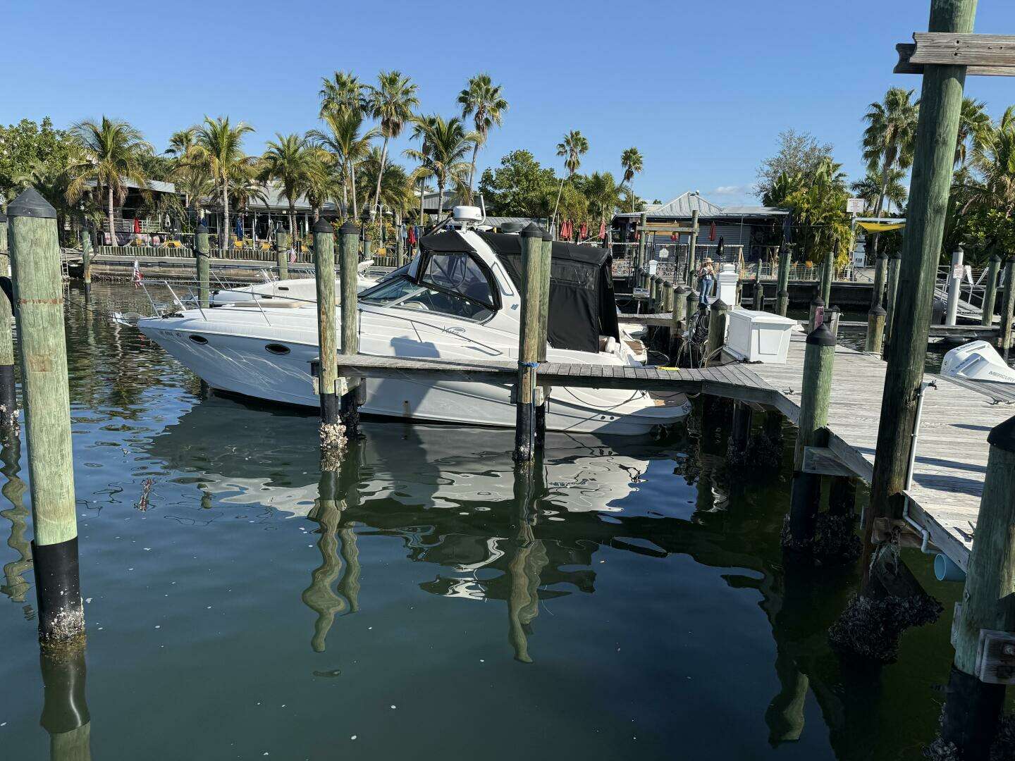 2006 Four Winns 318 Vista - Image 4