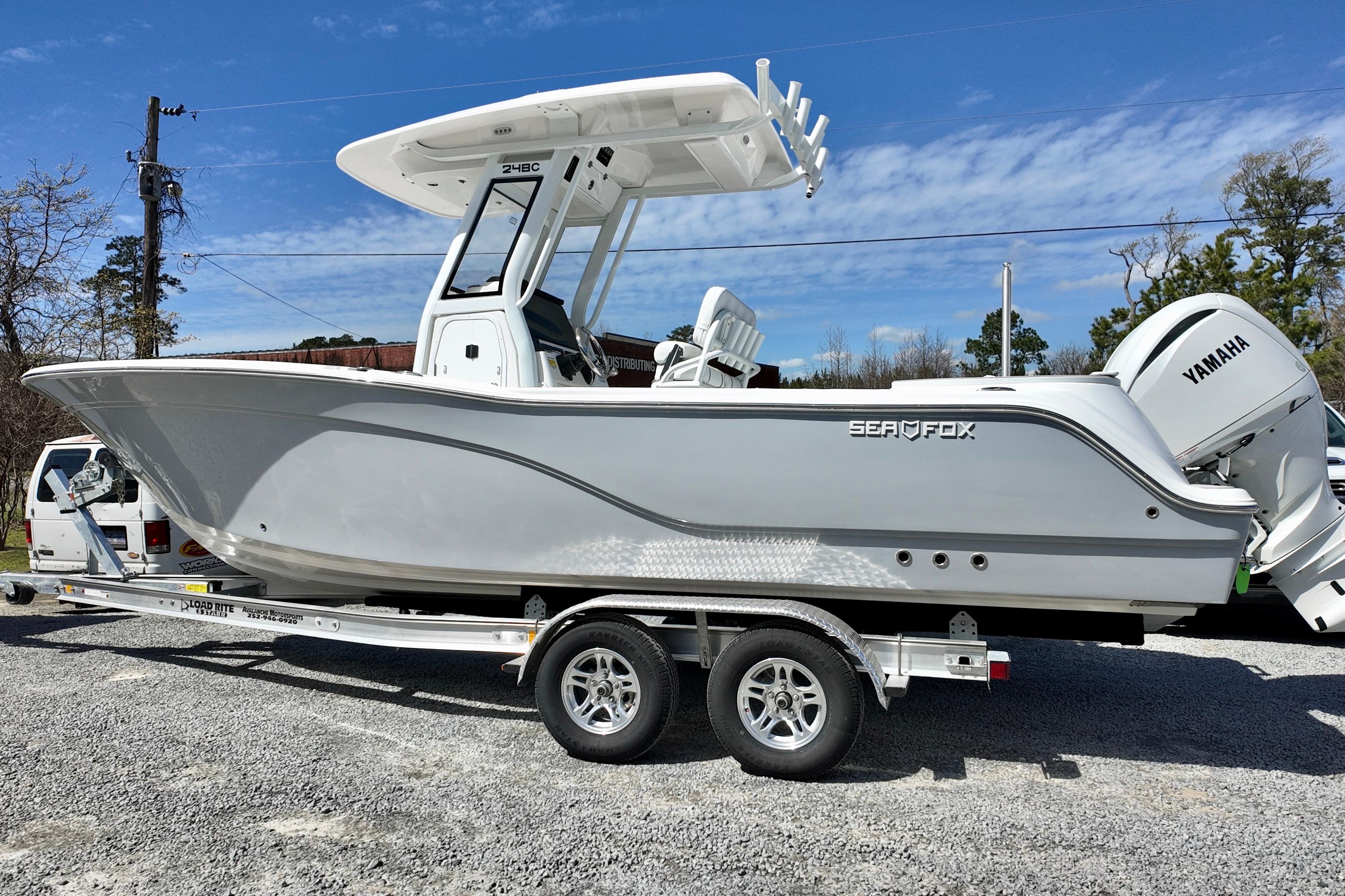 2026 Sea Fox 248 Commander