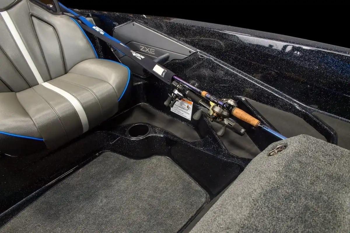 Manufacturer Provided Image: 2026 Skeeter ZXE20 boat interior with fishing rod holder and cushioned seat.