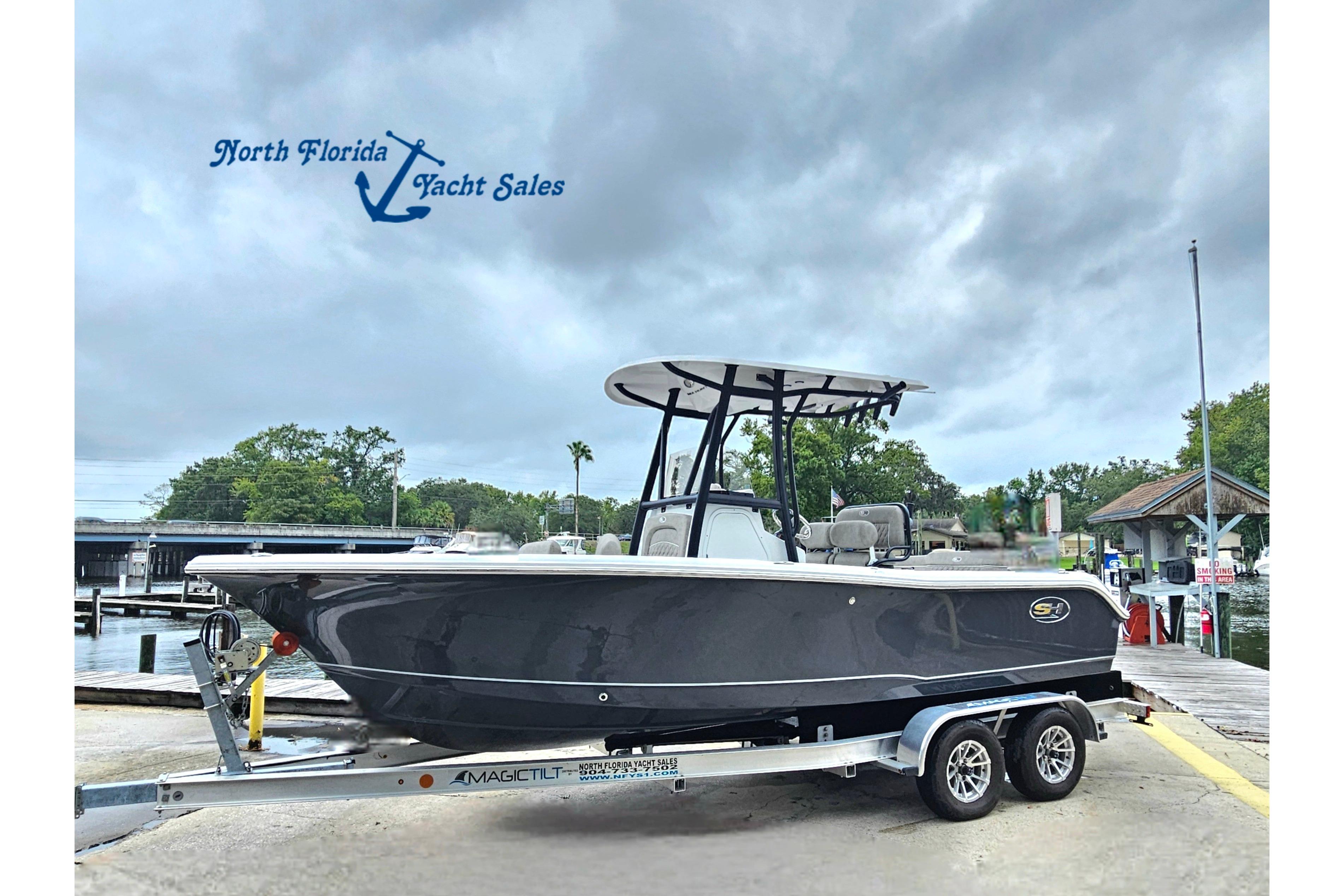 2027 Sea Hunt Ultra 219