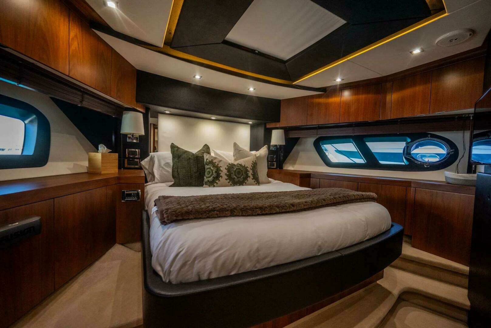 2015 Sunseeker 75 - Image 15