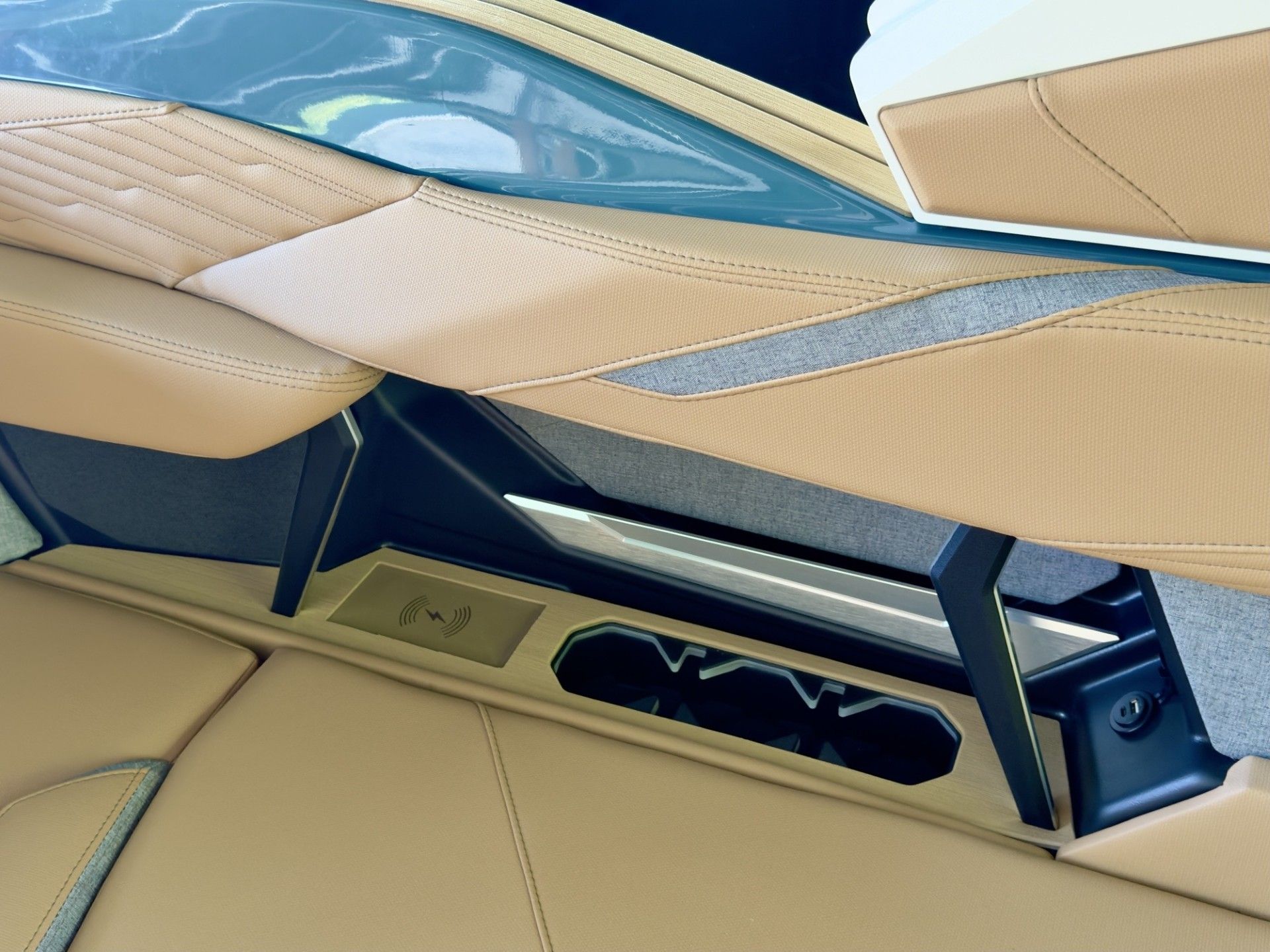 2026 MasterCraft X24 - 12