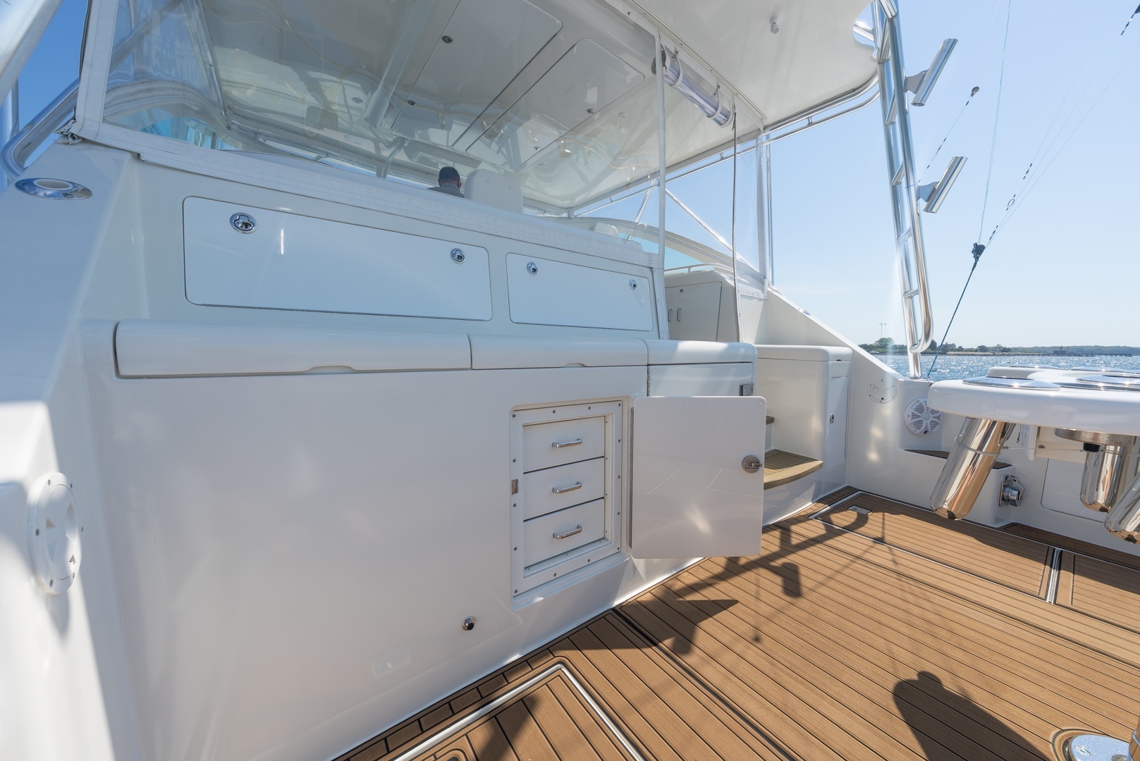 2002 Cabo 45 Express - Image 26