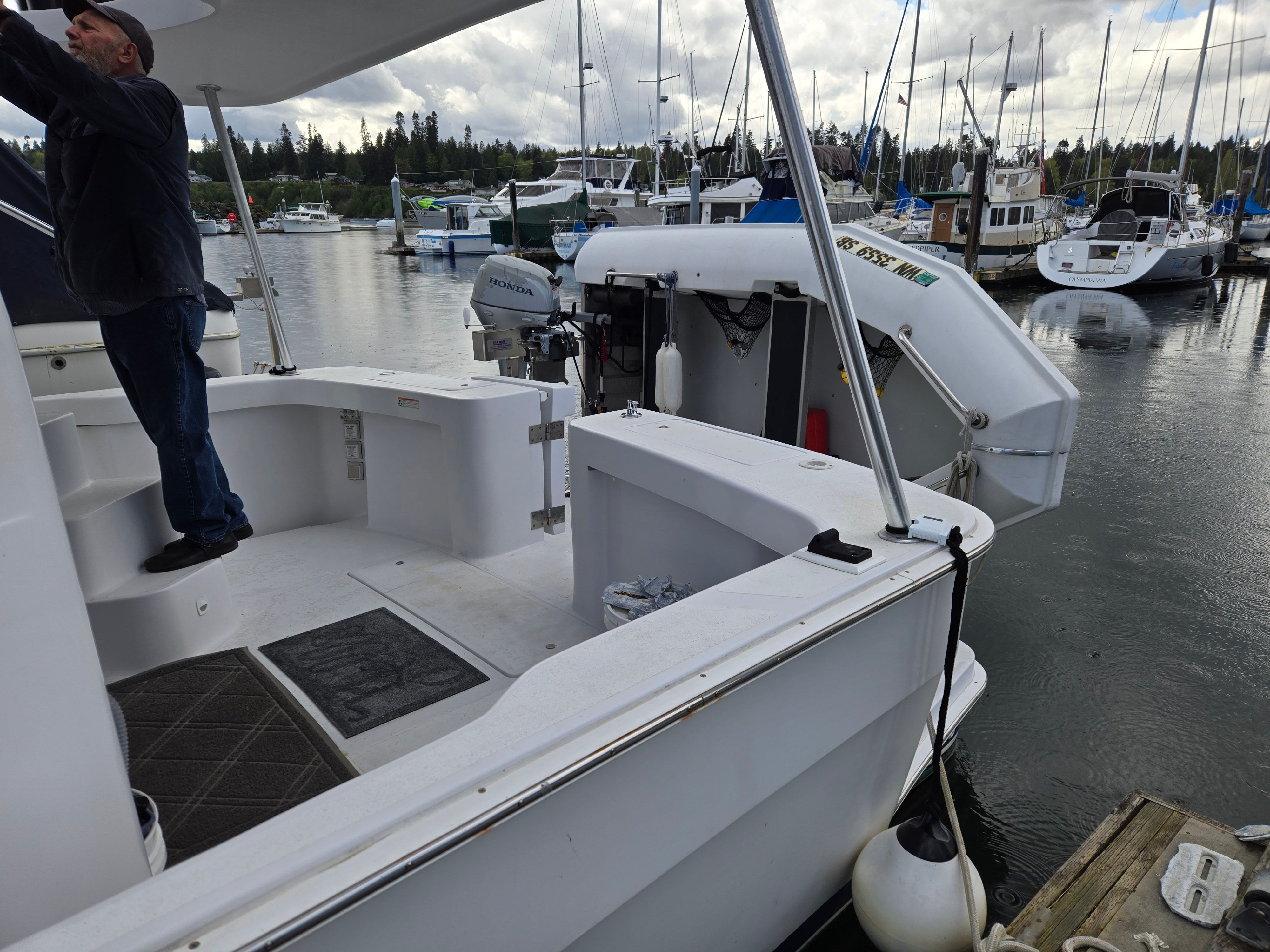 1999 Mainship 390 Trawler - 5