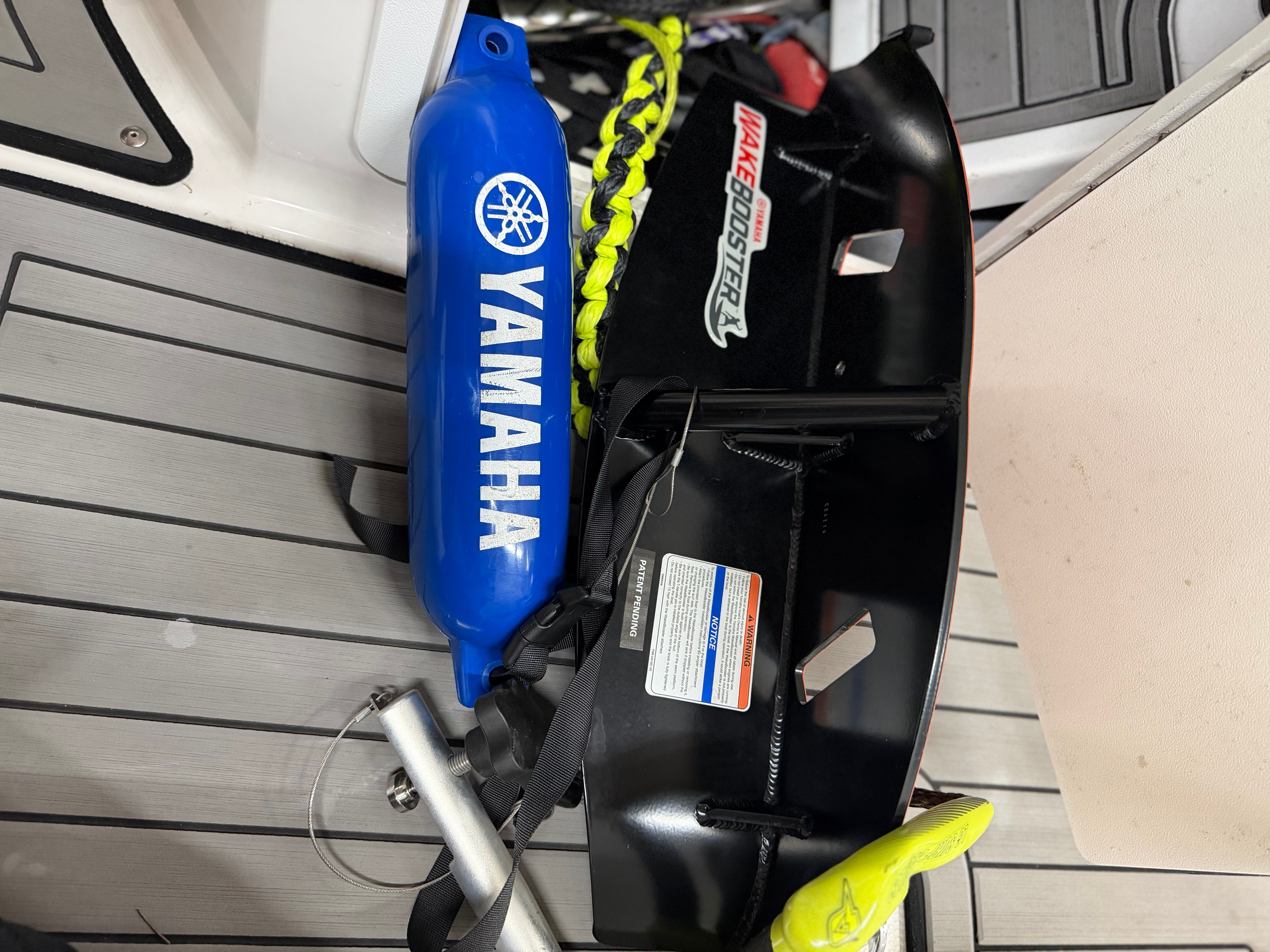 2018 Yamaha Boats 212X - 22
