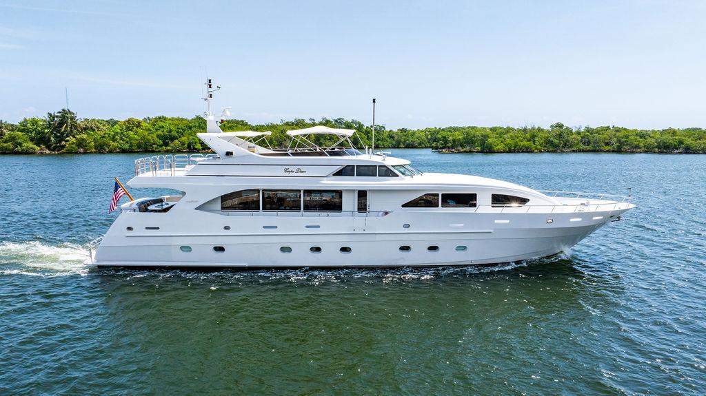 2001 Intermarine Raised Pilothouse