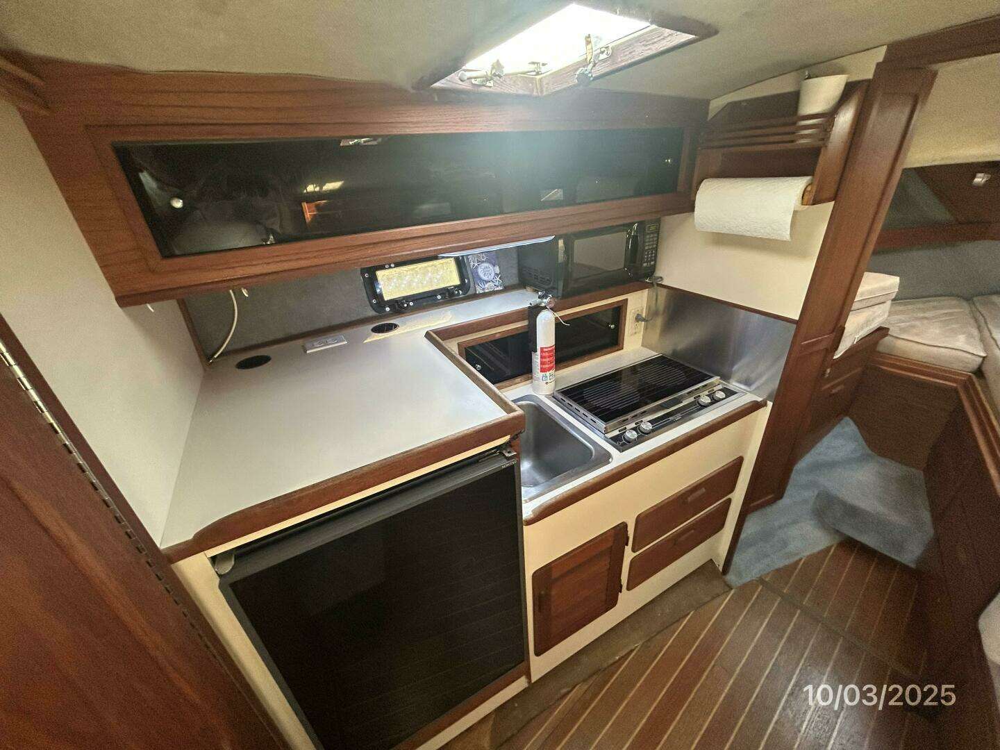 1985 Pursuit 3100 Open - Image 37