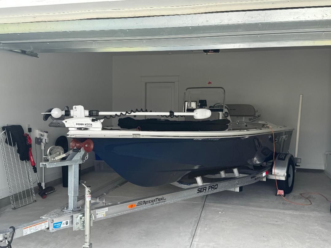 2022 Sea Pro 172 Bay