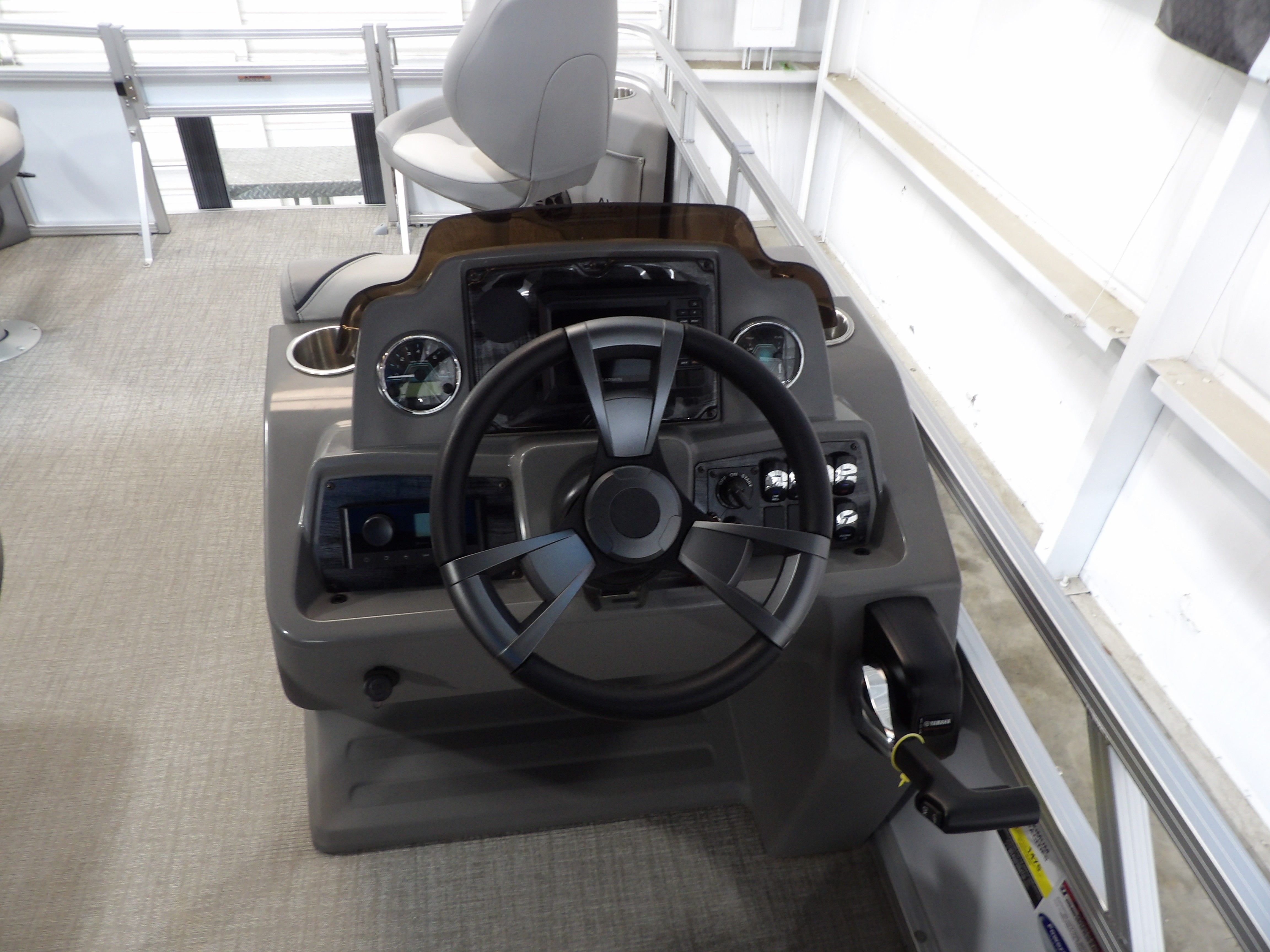 2026 Avalon Venture Quad Fish - 19' - 19