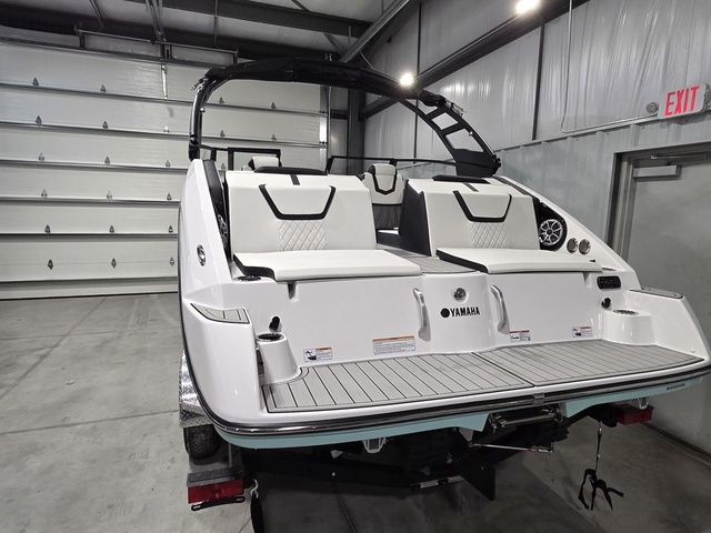 2026 Yamaha Boats 222S - 3