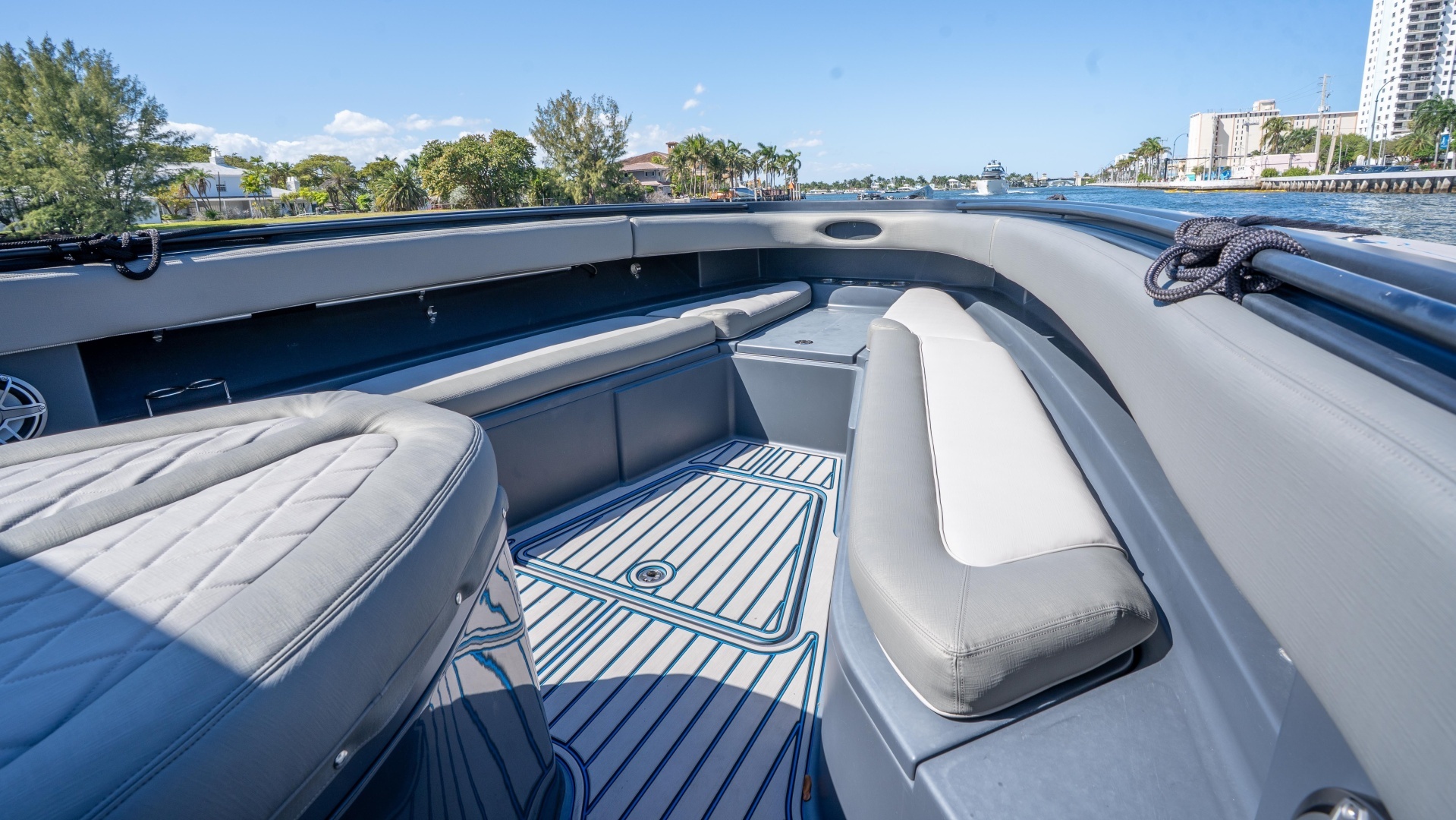 2016 Hydra-Sports 4200 Siesta - Image 34