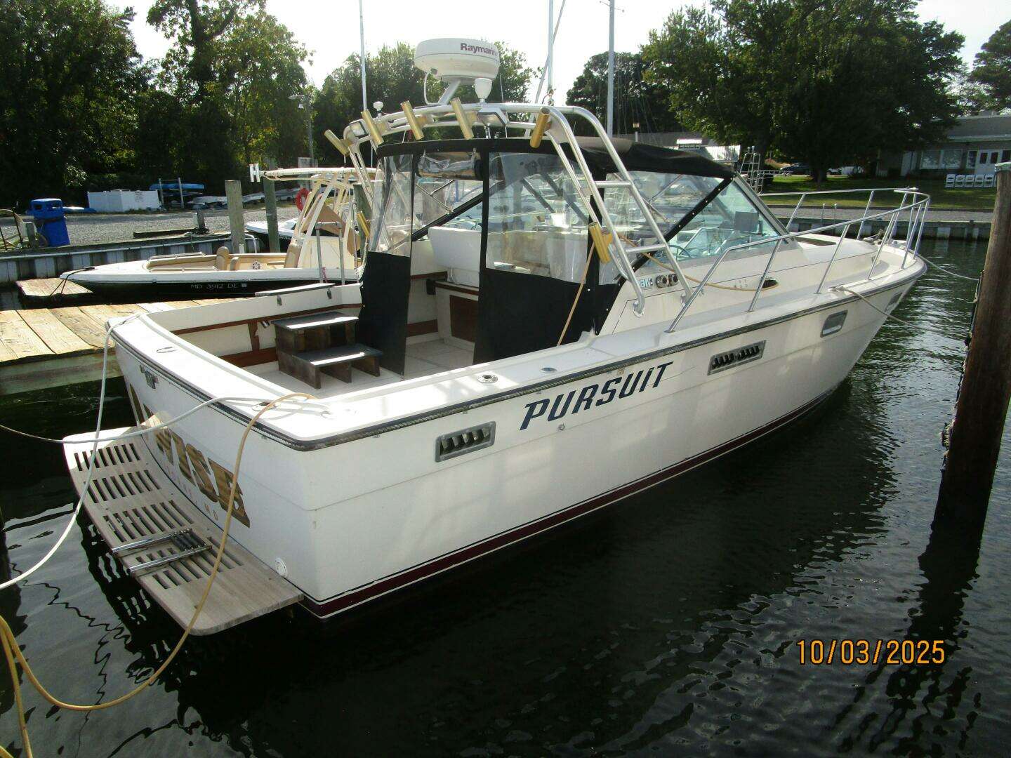 1985 Pursuit 3100 Open - Image 3
