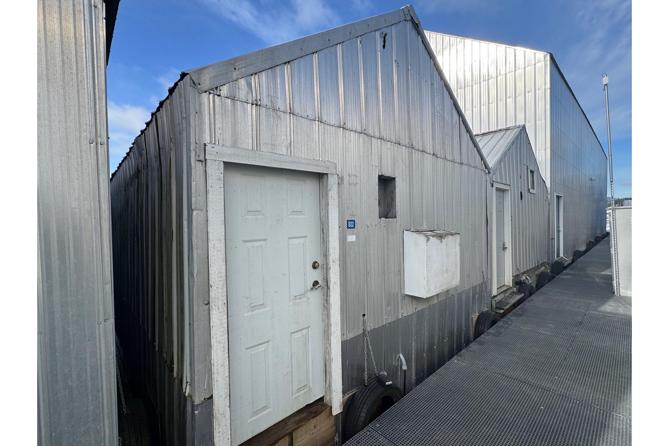 1990 Custom Boathouse
