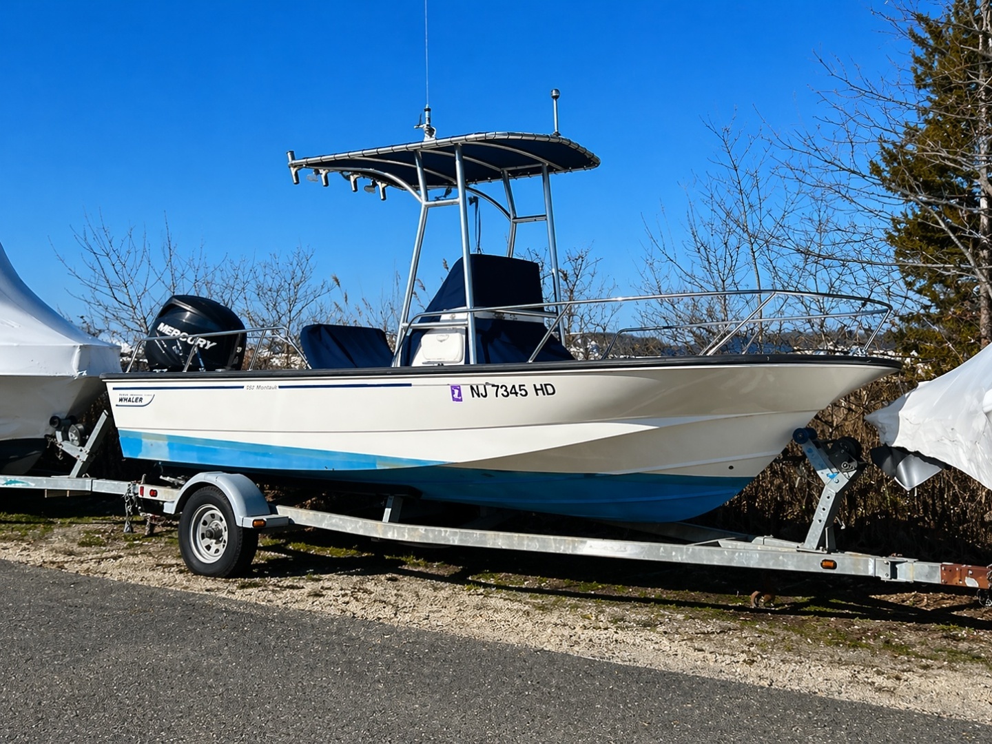 2011 Boston Whaler 190 Montauk - Image 9